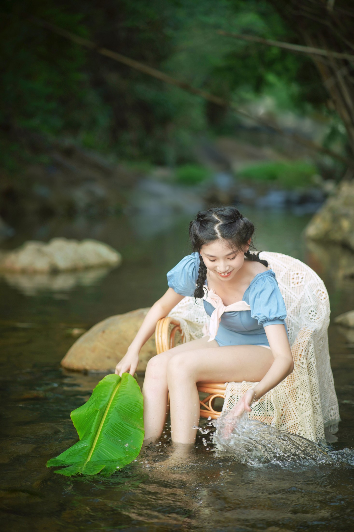 小怡 – 《戏水日》[29P]