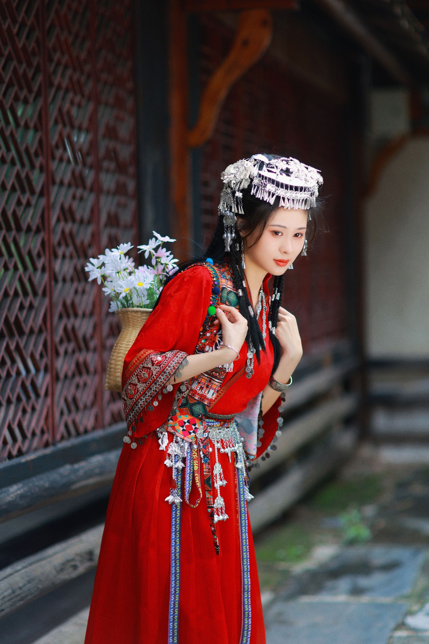 思思 – 《苗疆少女》[20P]
