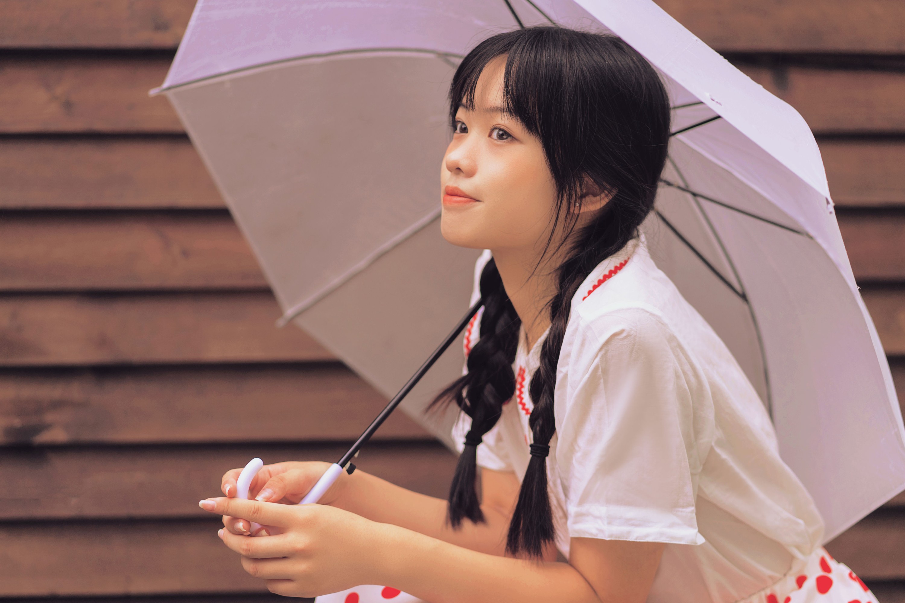 泉泉 – 《雨季》[27P]