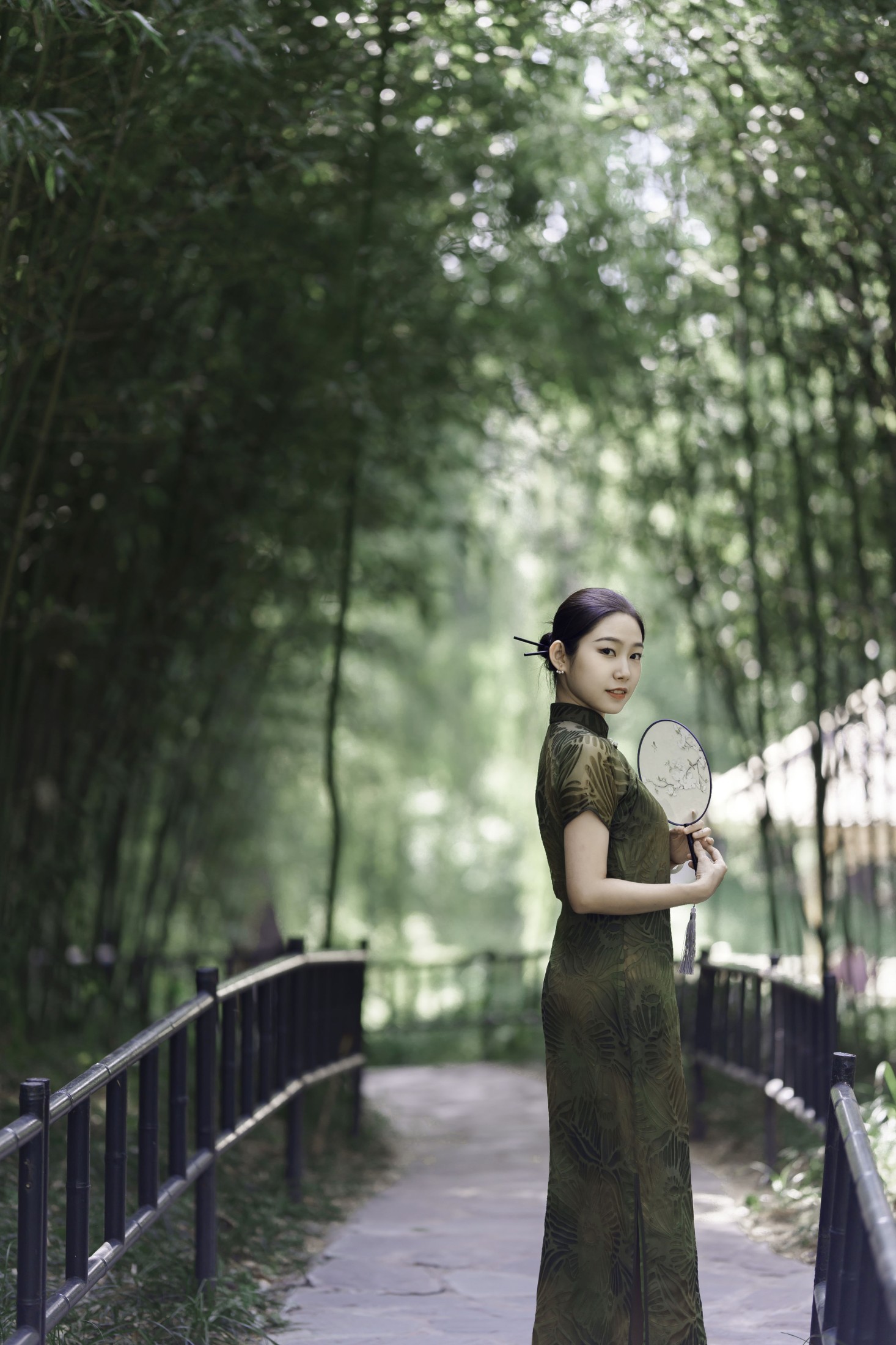 喷火鹅 – 《旗袍少女》[38P]