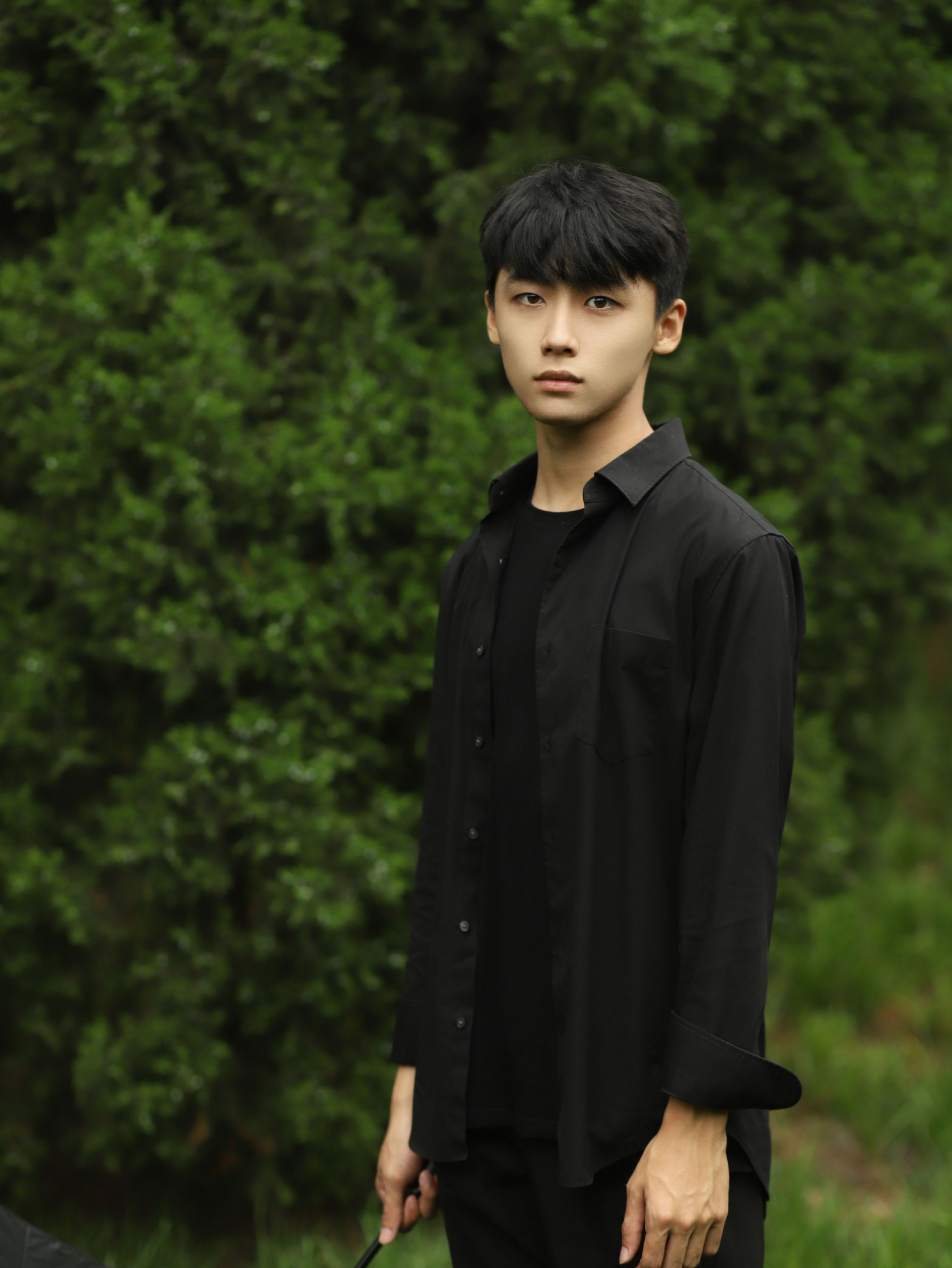 一帆 – 《阴天》[24P]