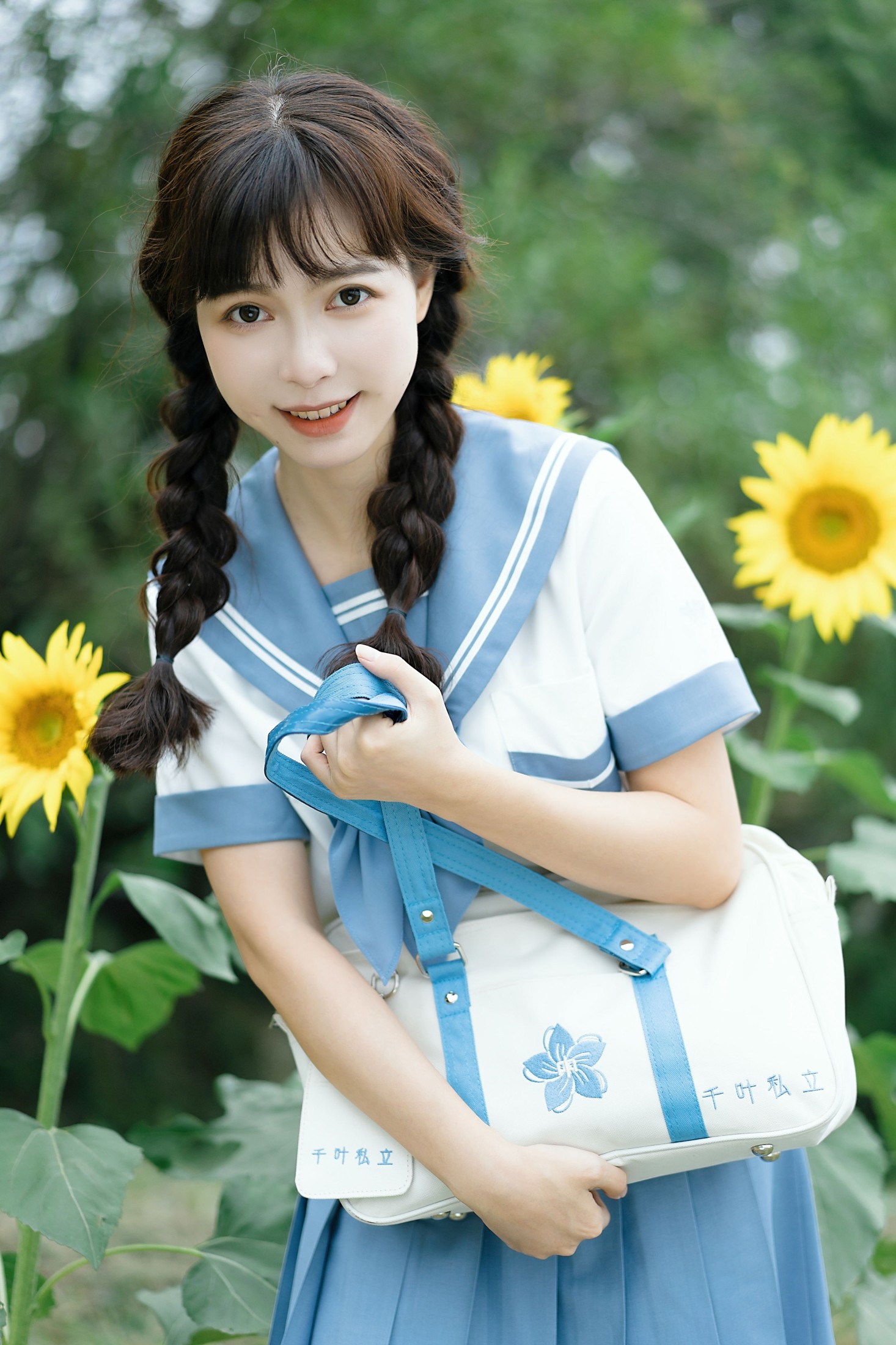 百变小影 – 《向日葵之约》[27P]