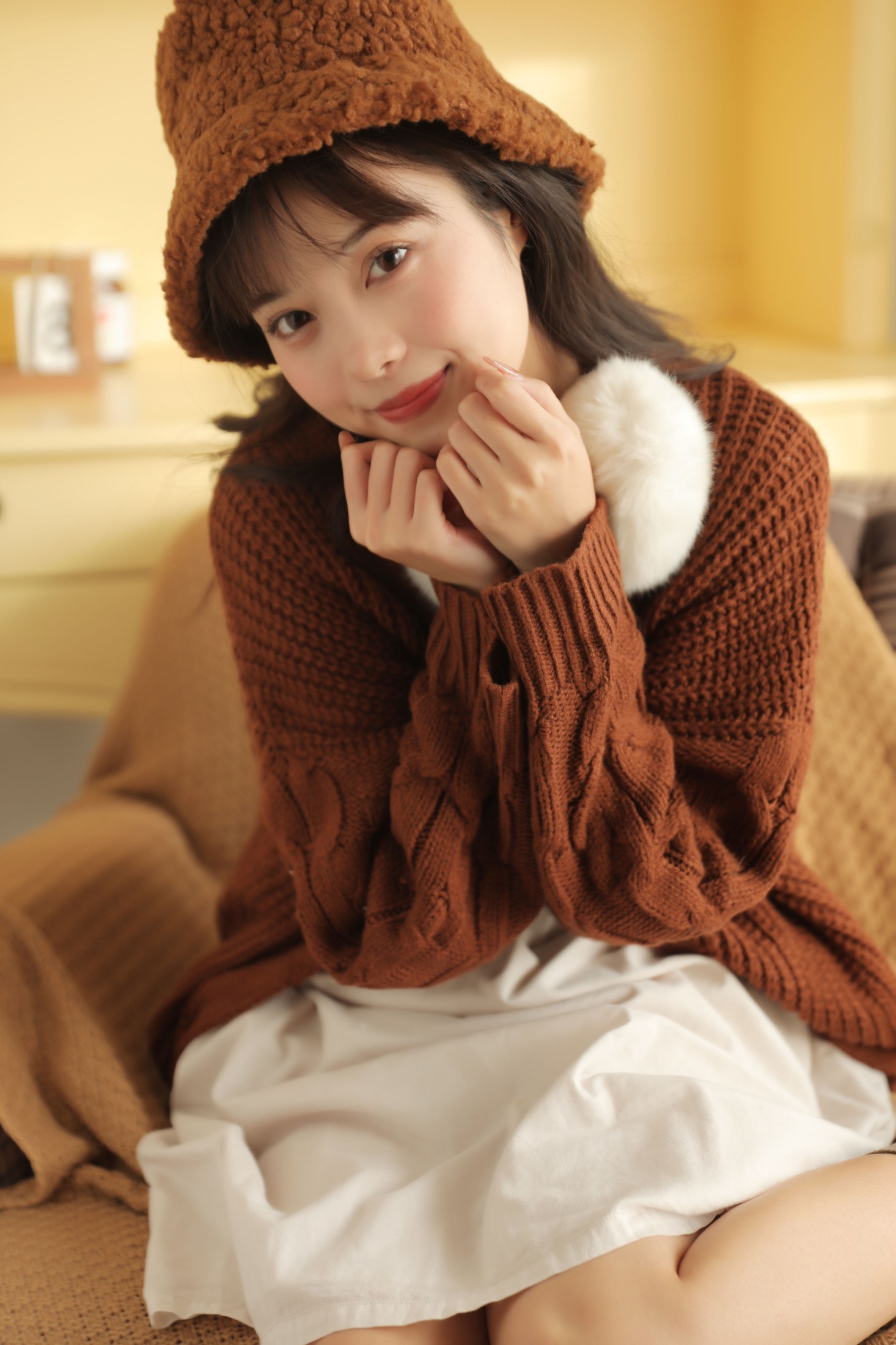 小薇人儿 – 《榛子拿铁》[32P]