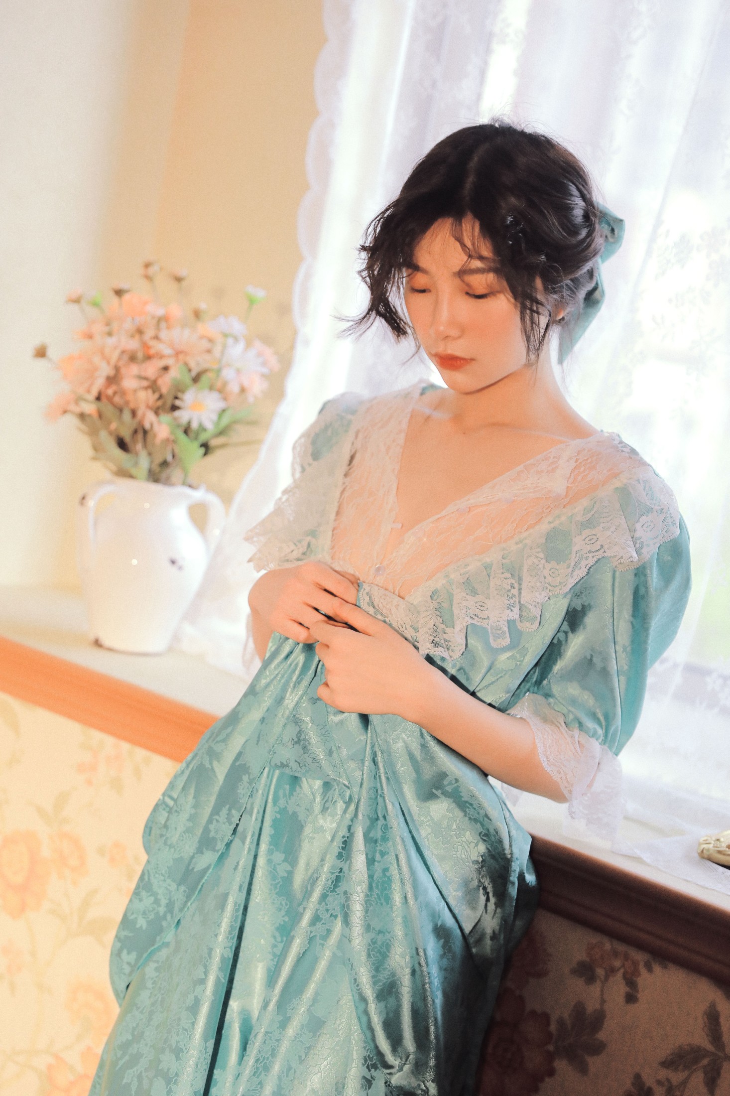 桃芊鱼 – 《窗边少女》[35P]