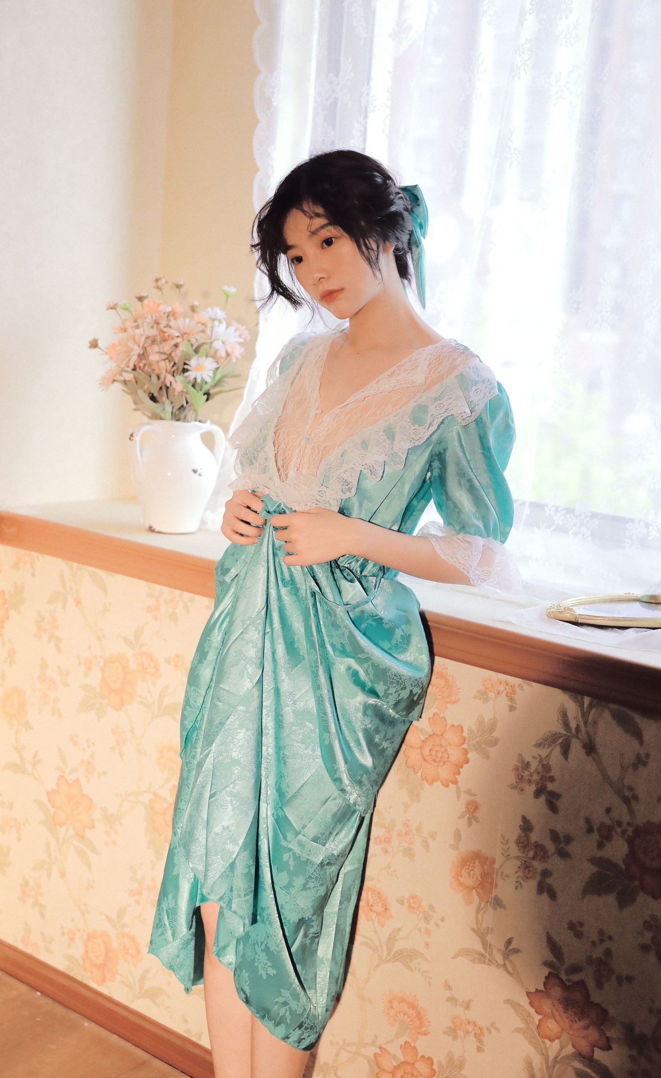 桃芊鱼 – 《窗边少女》[35P]