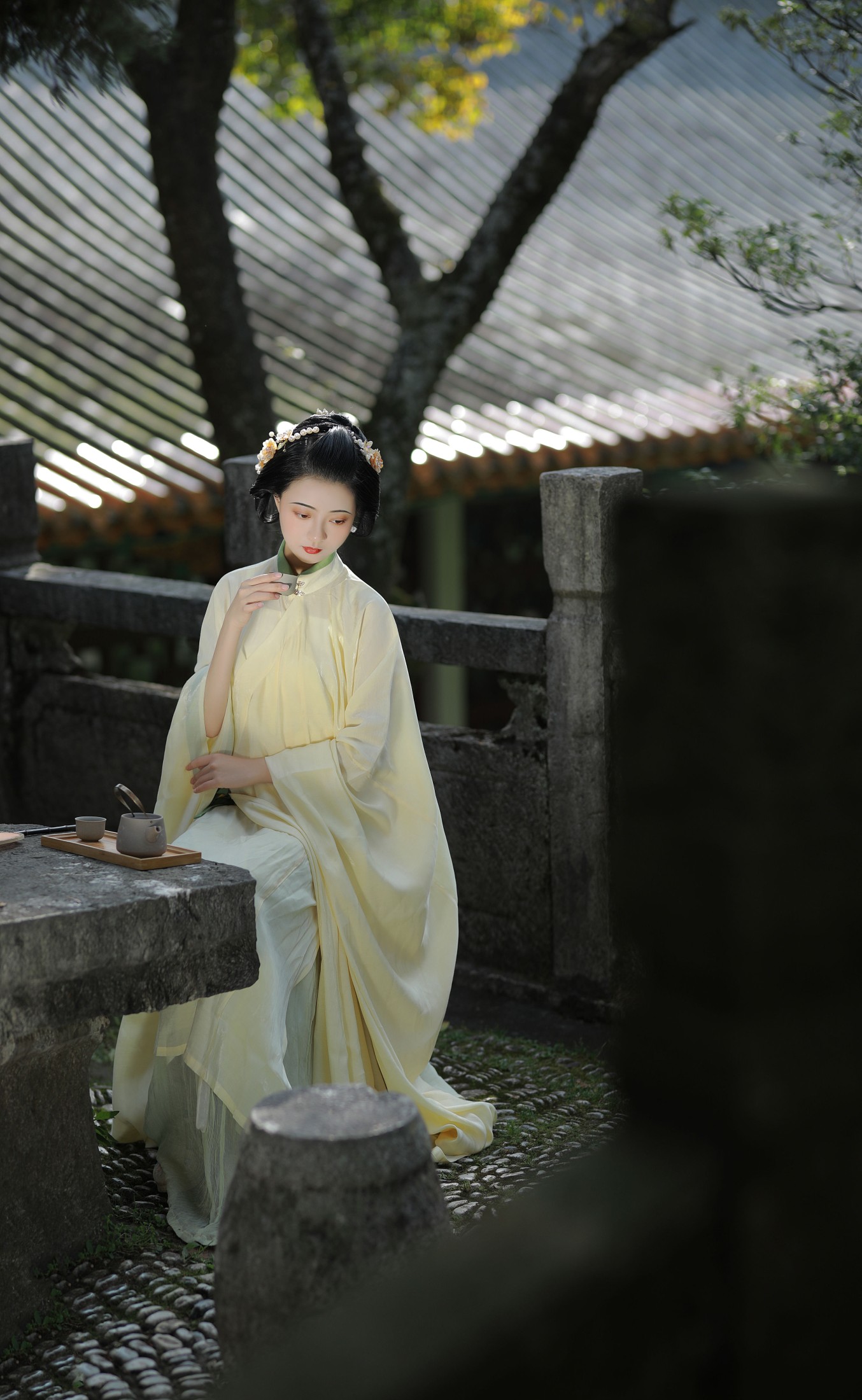 与芳 – 《淡淡春山》[40P]