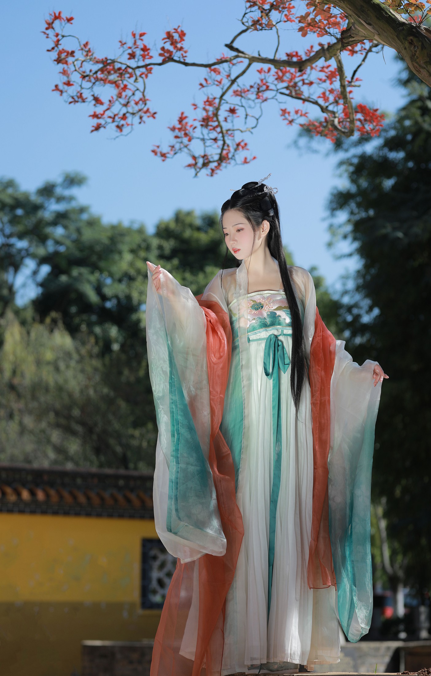 落花人独立 – 《休言万事转头空》[34P]