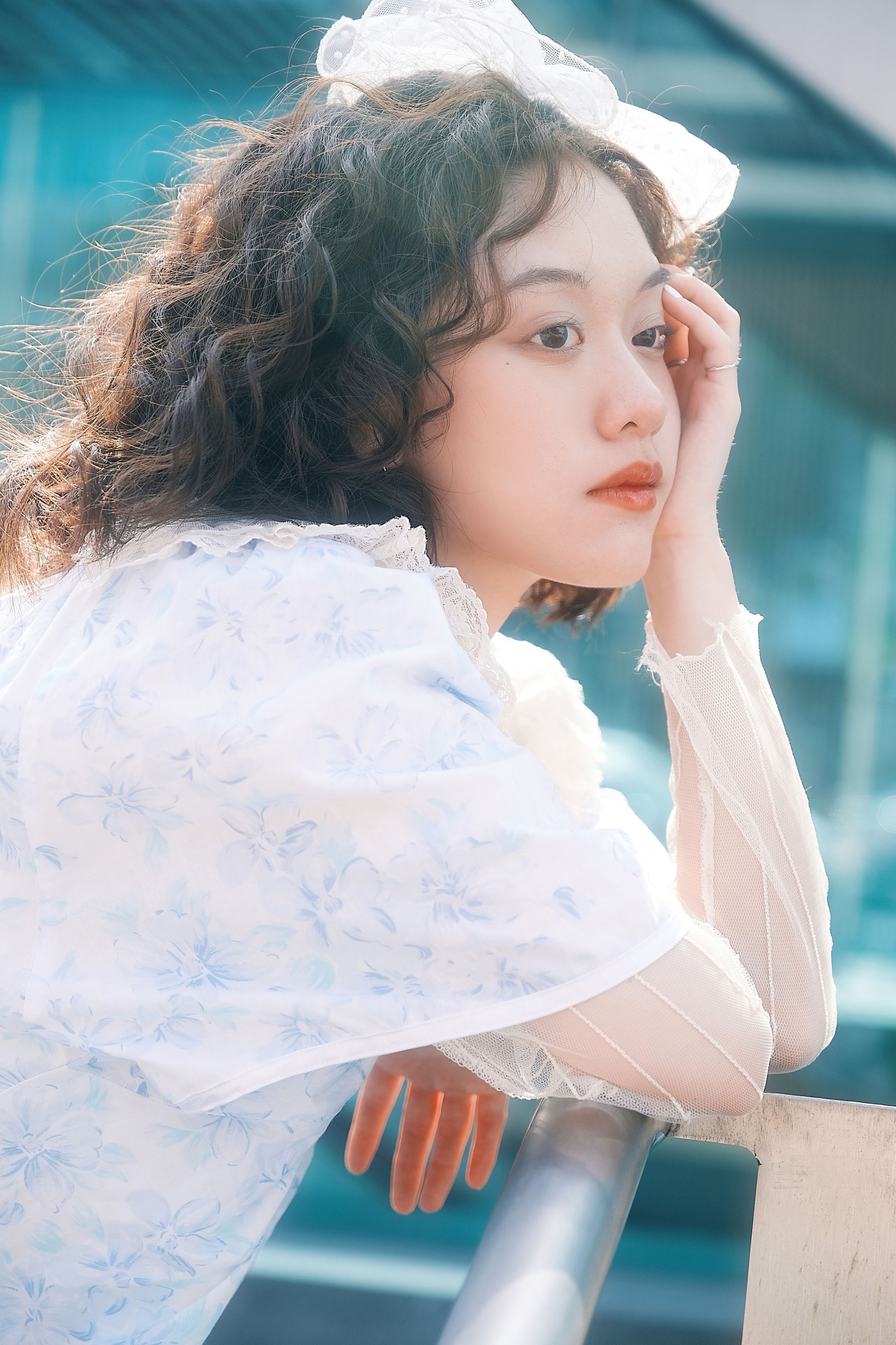 馨馨 – 《爱丽丝漫游城市》[23P]