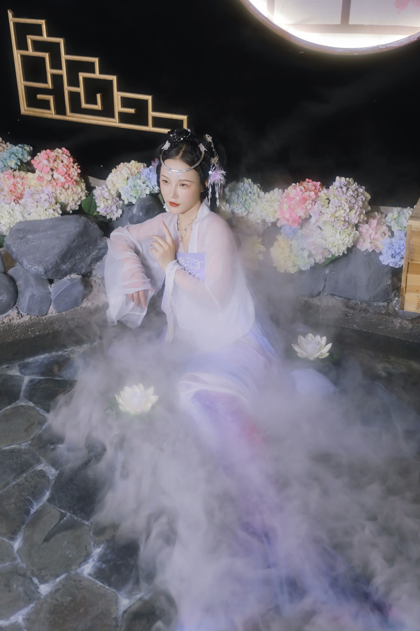 小霜 – 《听说了吗，先生的池子里养了一条人鱼。》[23P]