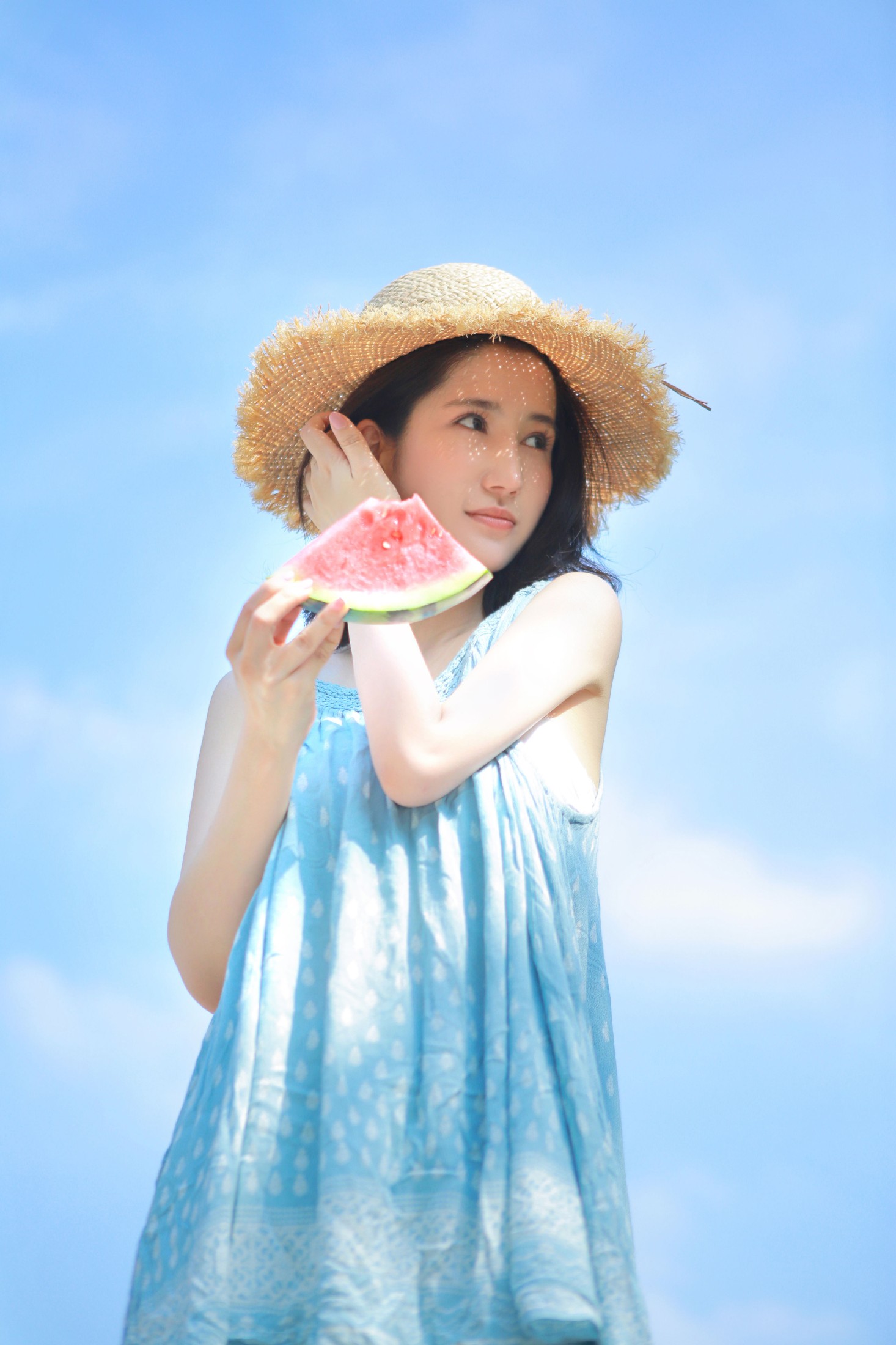 倩 – 《盛夏光年》[22P]