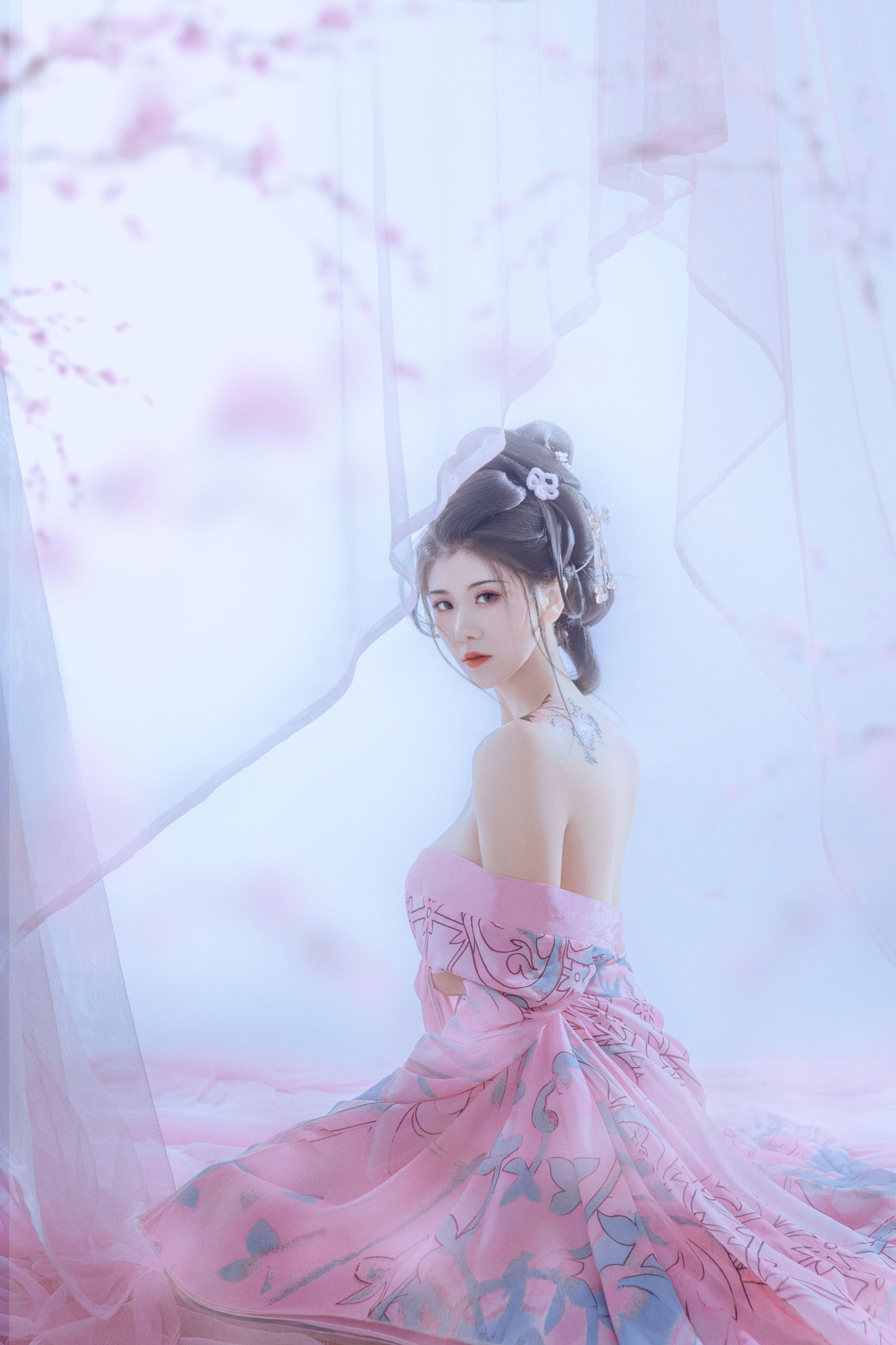 芳宝 – 《芳年华月》[20P]
