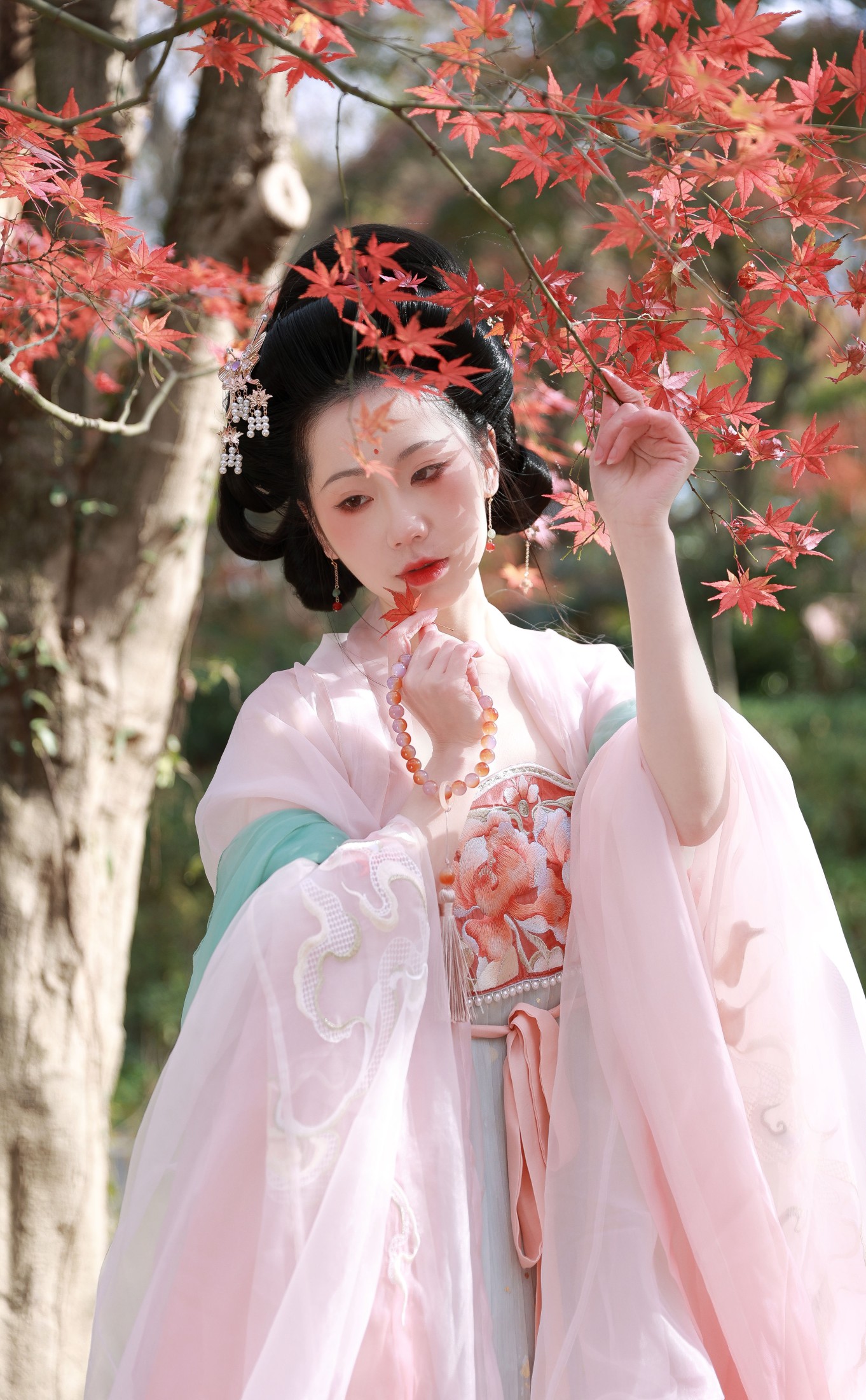 灵魂出逃空川子 – 《红枫》[20P]