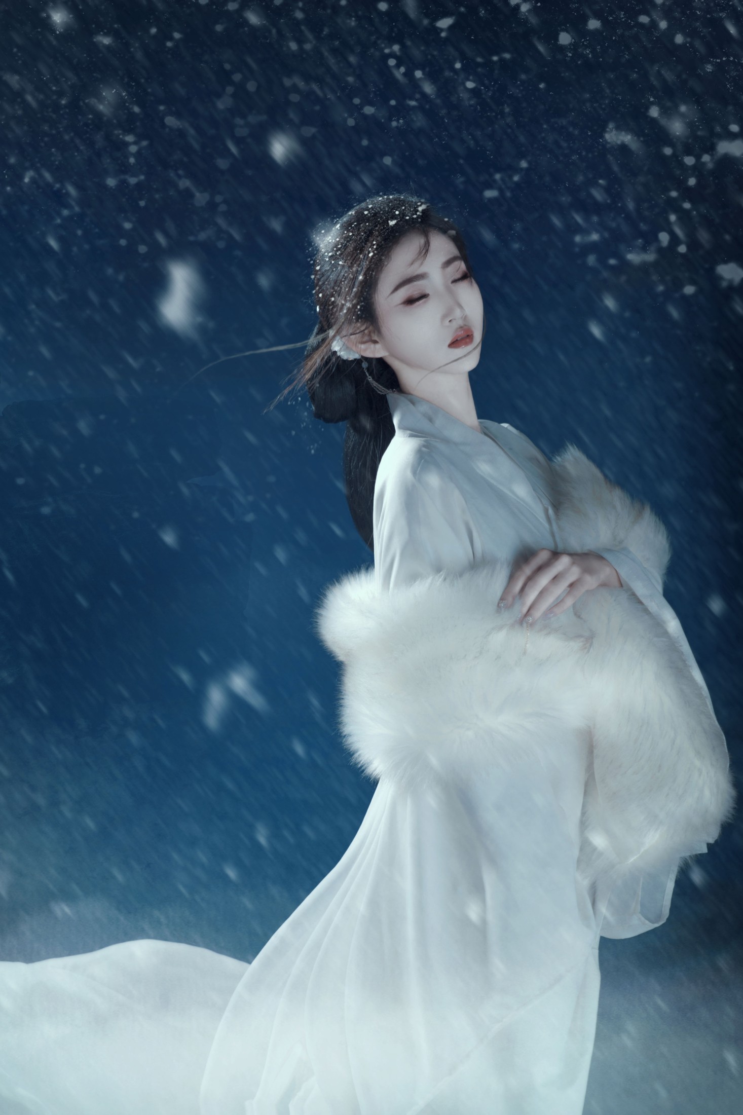 琳琳 – 《踏雪行》[22P]