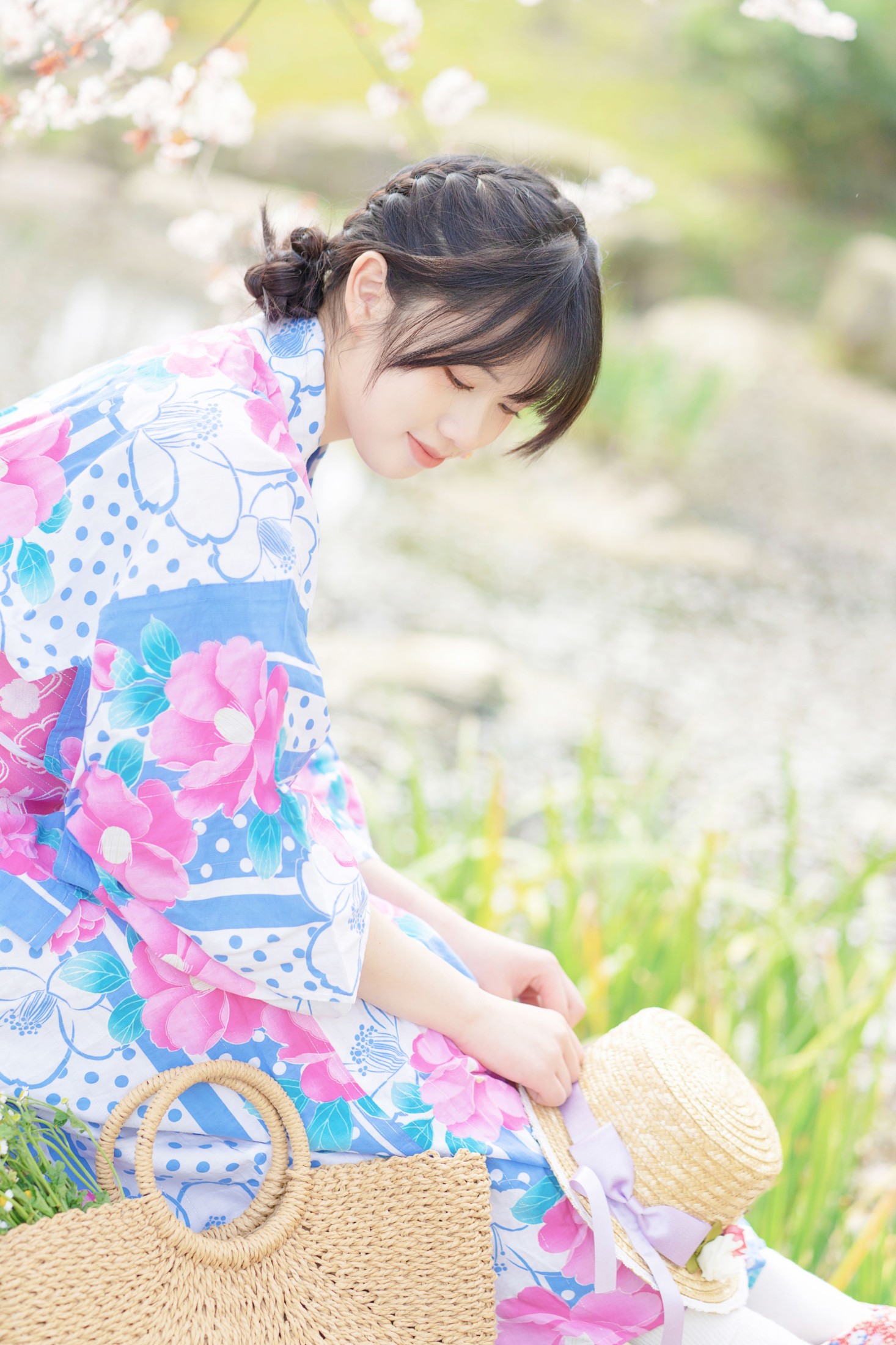 泉泉 – 《春日花和服》[32P]