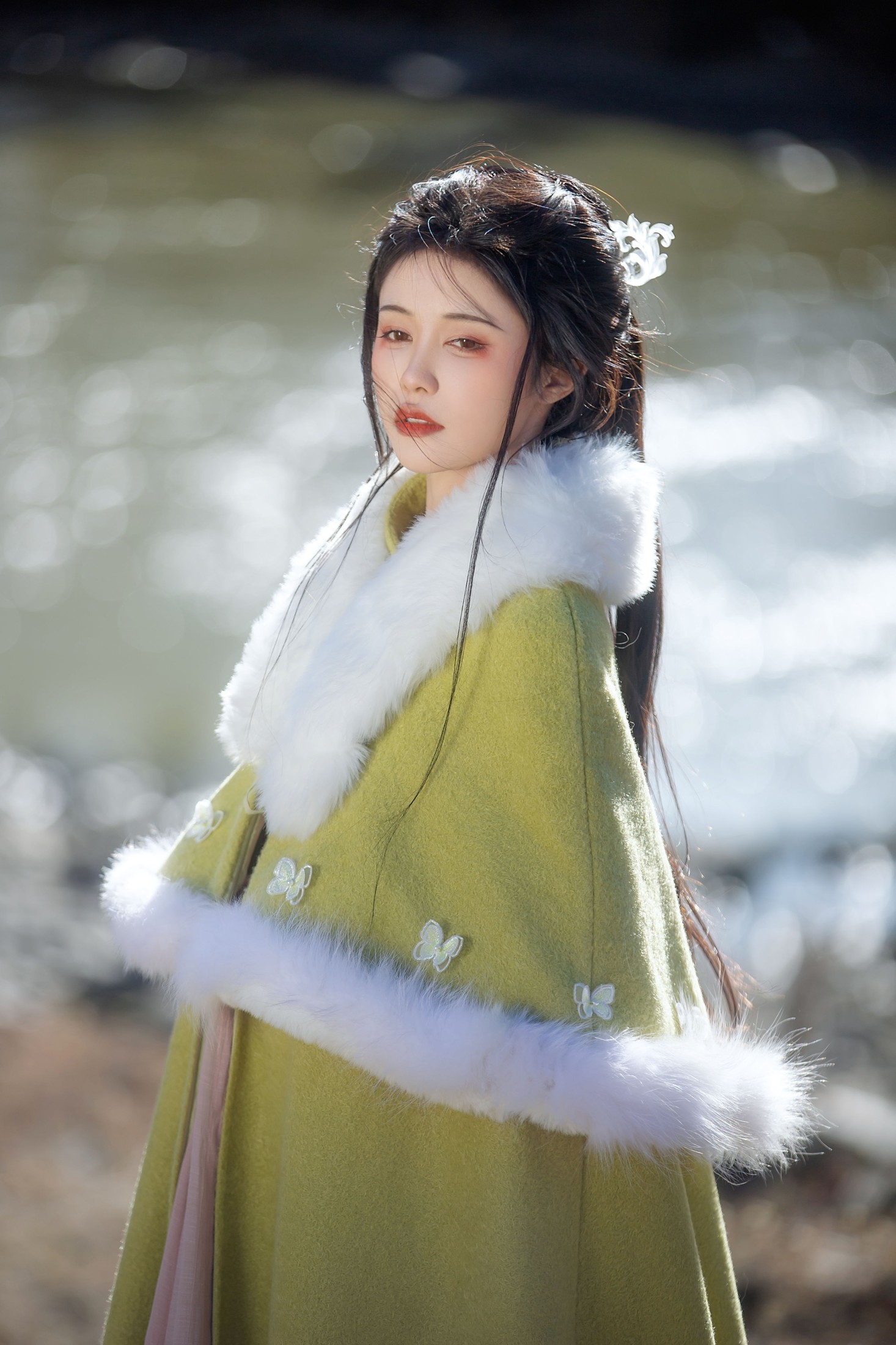 梨一依 – 《逢秋》[21P]