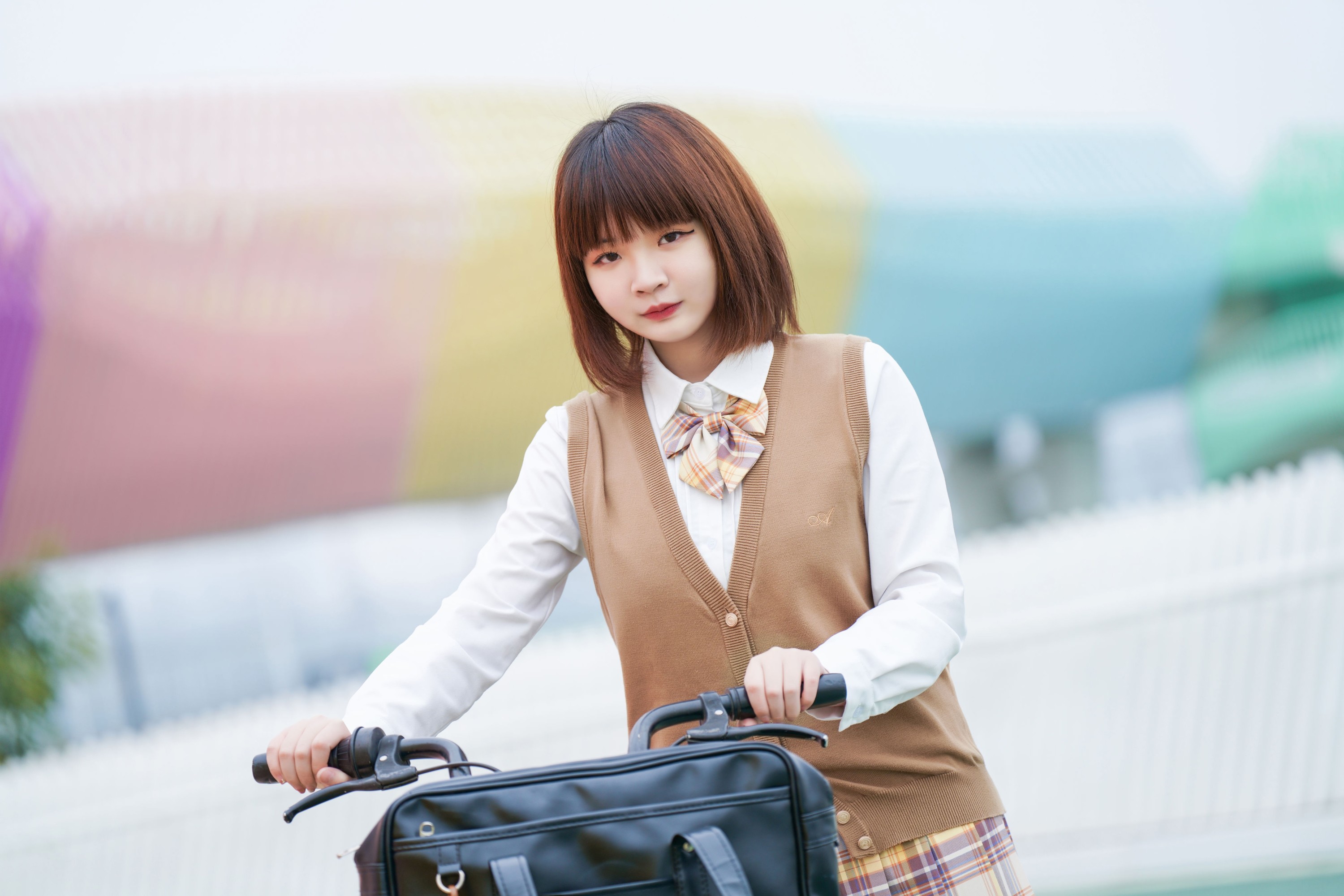 中亦 – 《马卡龙骑手》[21P]