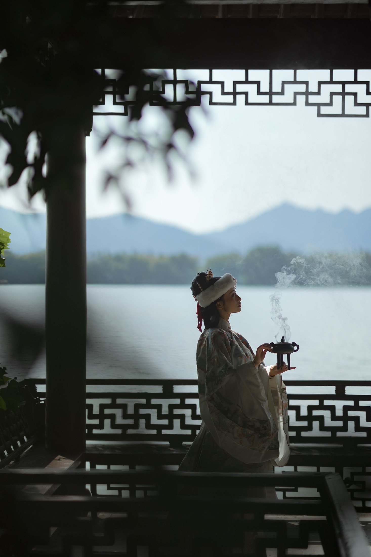 眸小妖 – 《秋游湖心亭》[52P]