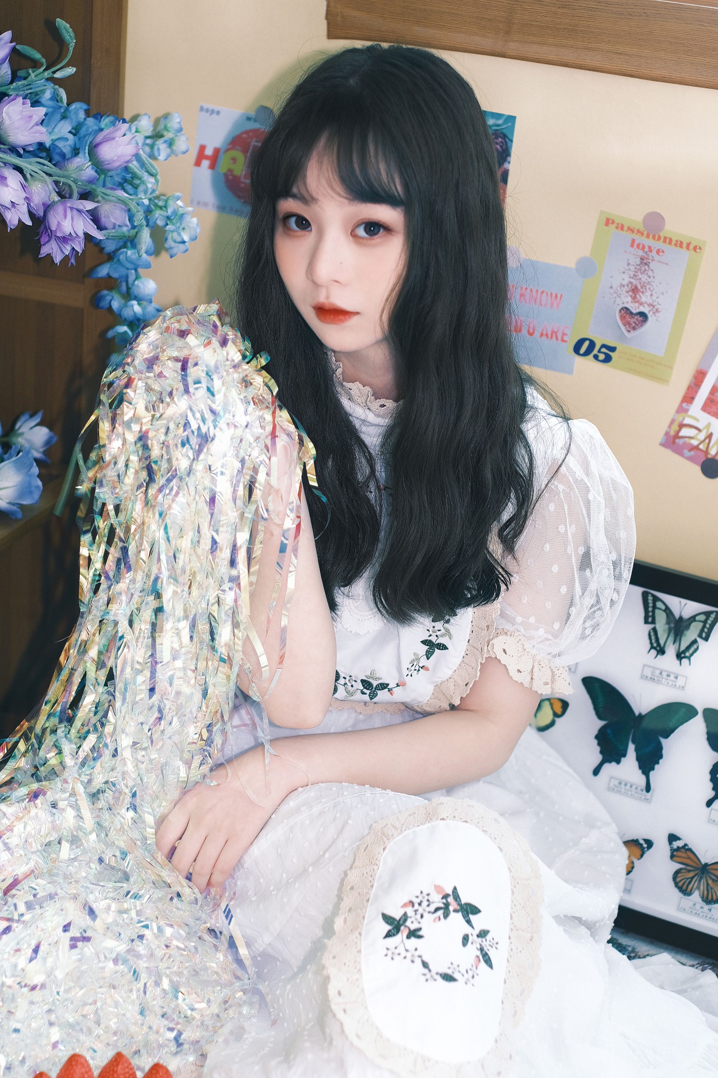 林野昭昭 – 《被鲜花包围的浪漫》[20P]