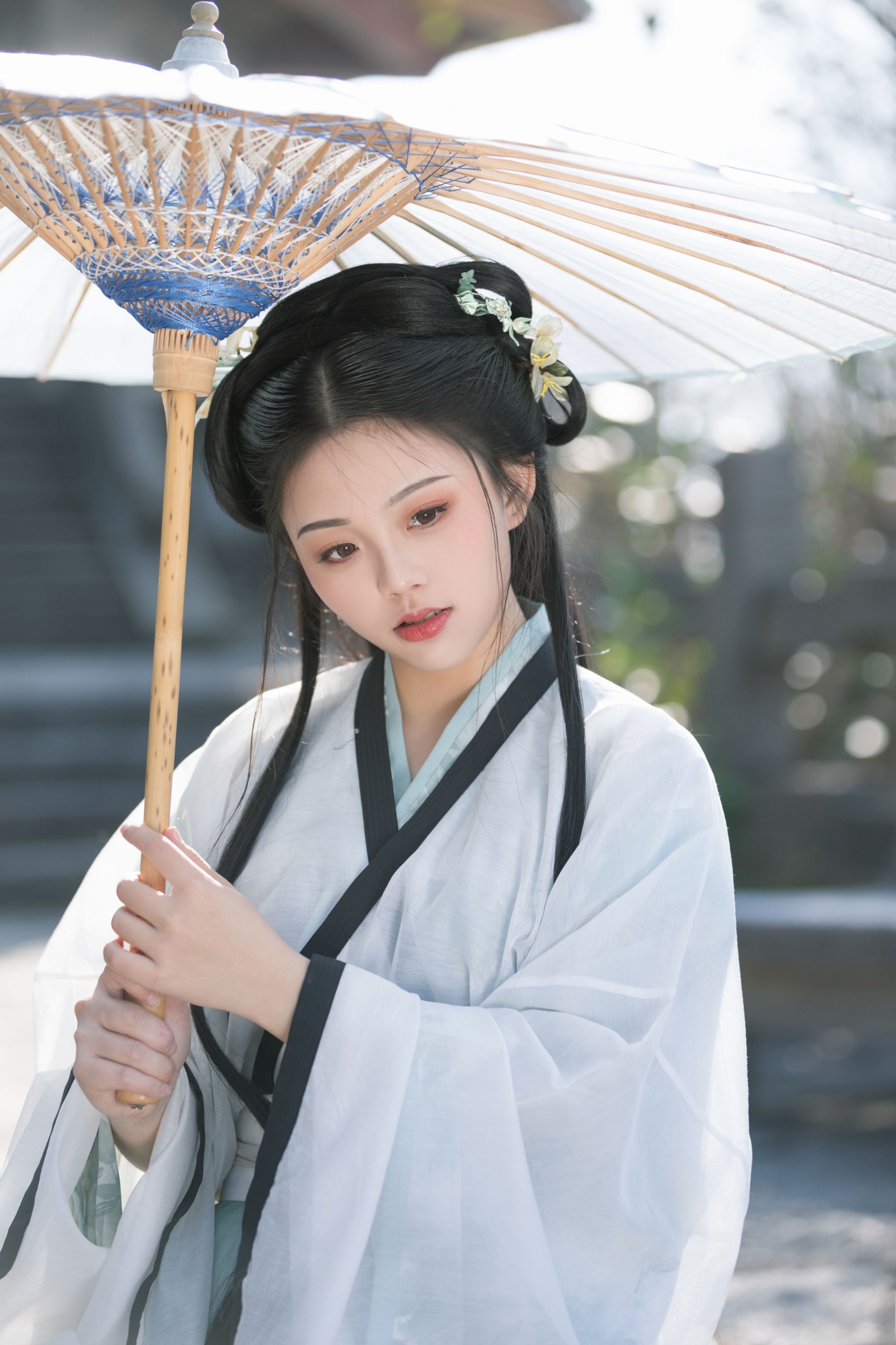 谨陬捌 – 《秋怀》[33P]