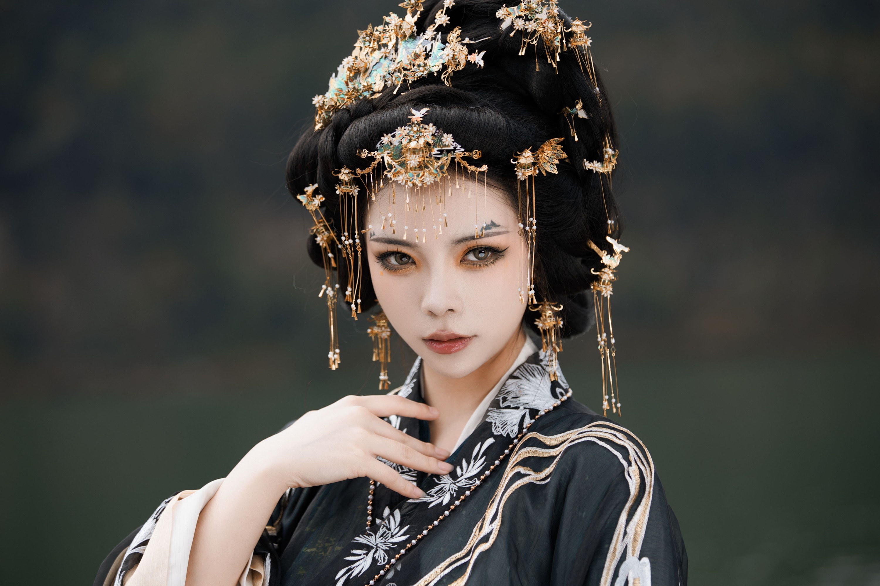 赵瑞洁EZ_ – 《女皇陛下》[24P]