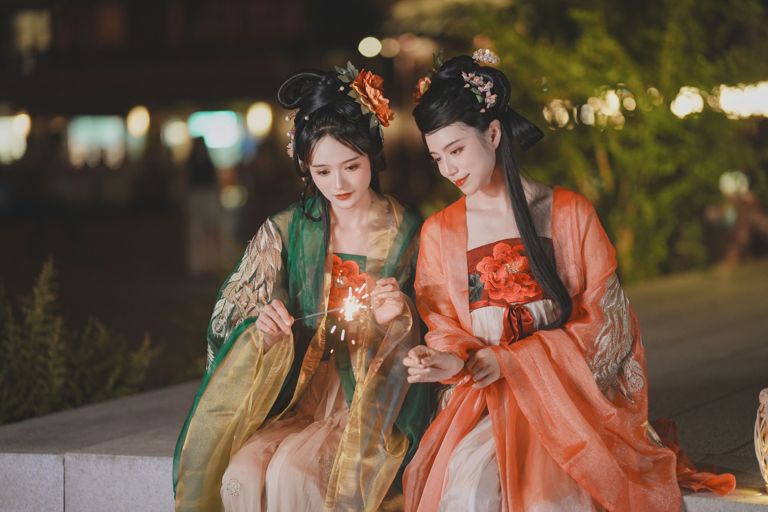 兔子Zzz不吃胡萝卜 贰加六 – 《夜游灯会》[34P]