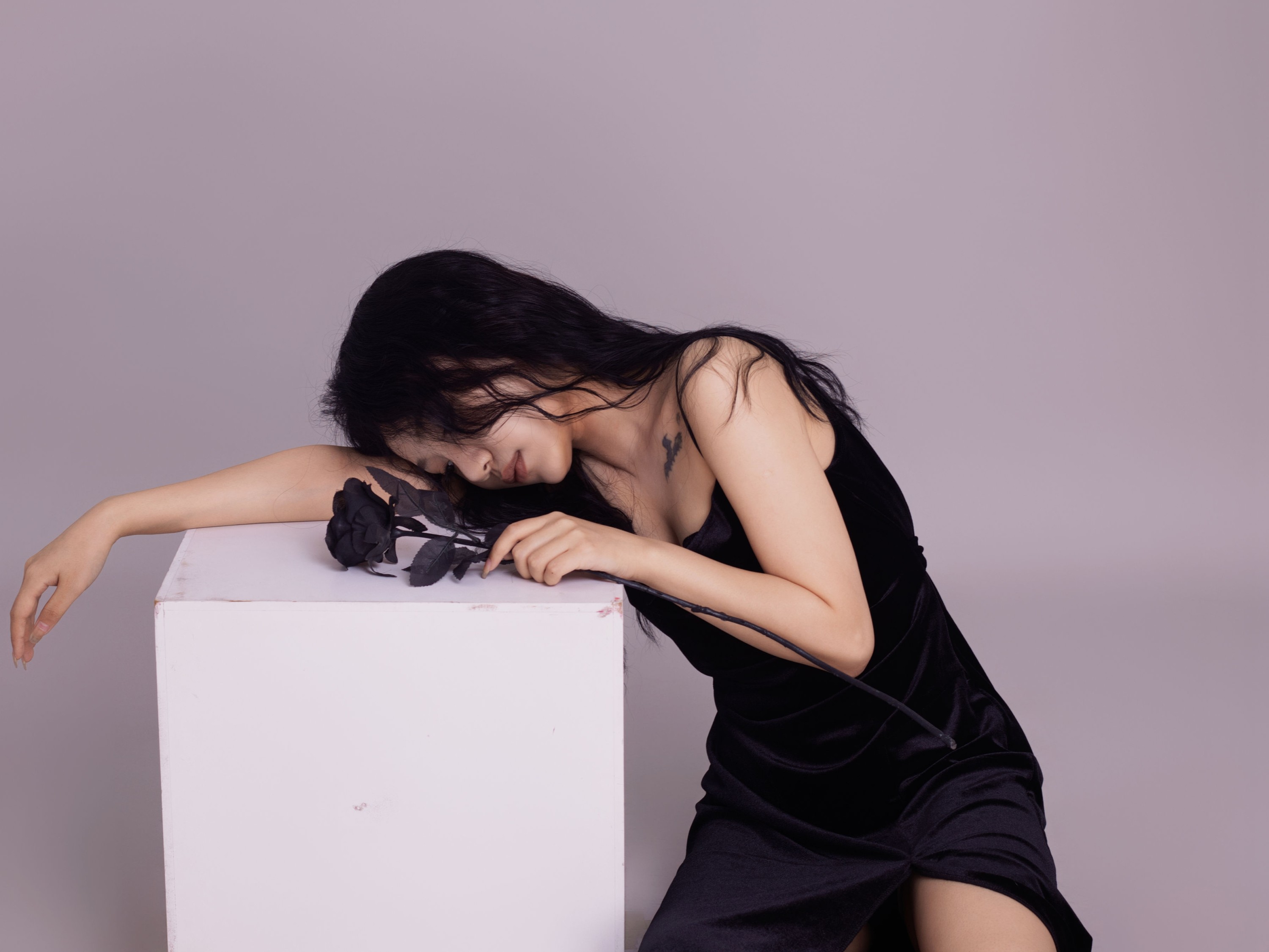 Rrain – 《明与暗》[22P]