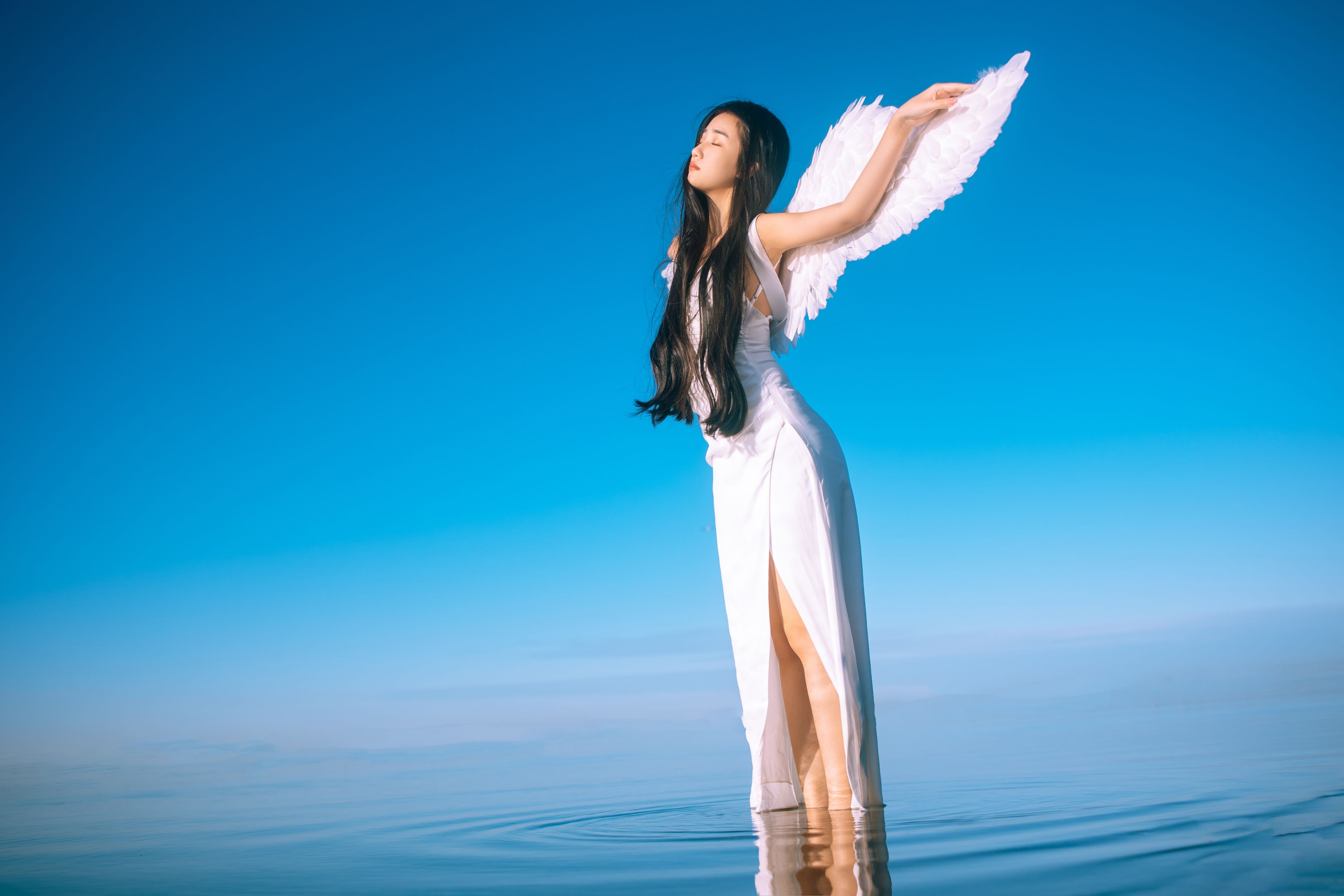 四月羊大冒险 – 《海边日出》[22P]