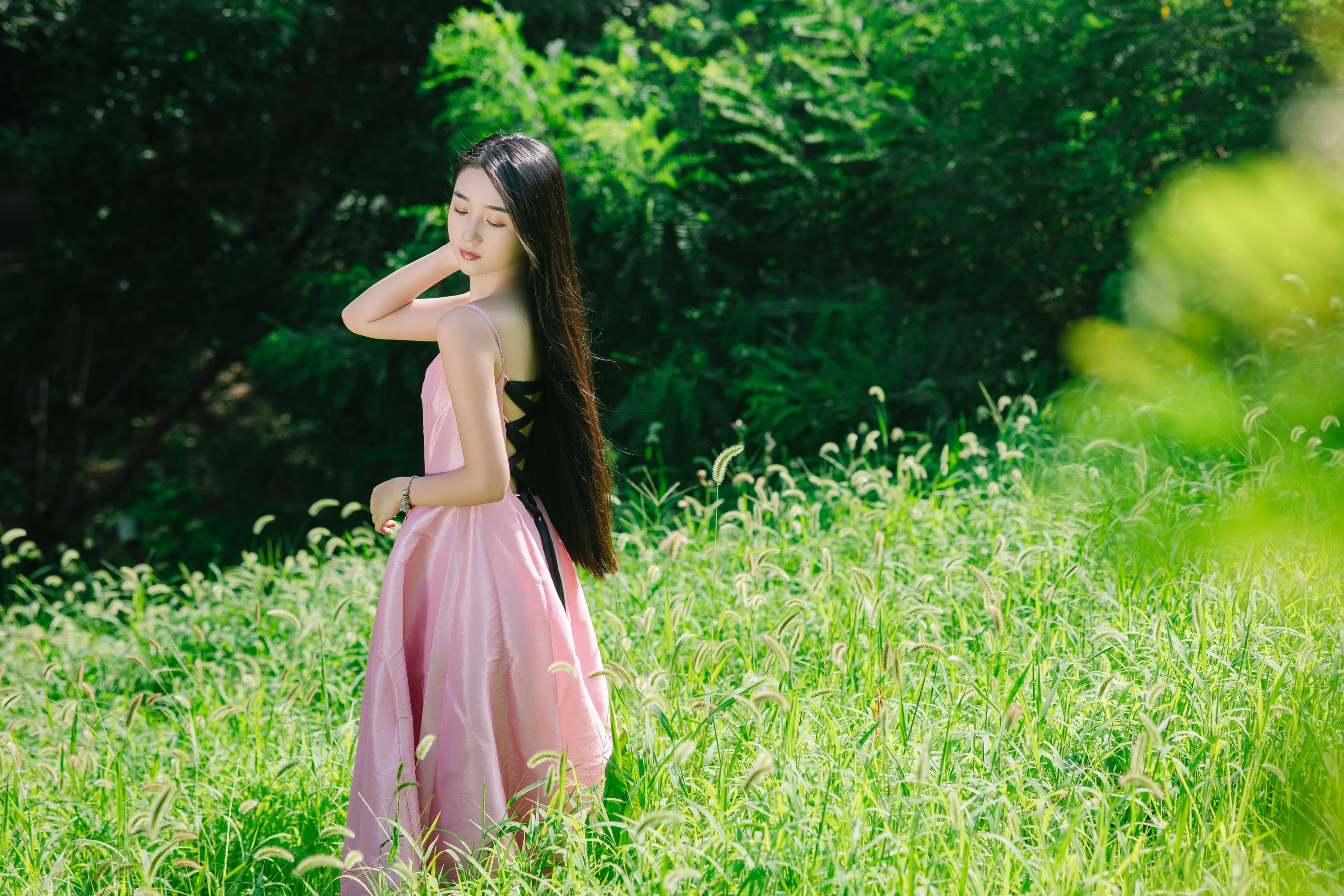 四月羊大冒险 – 《绿草地少女写真》[37P]