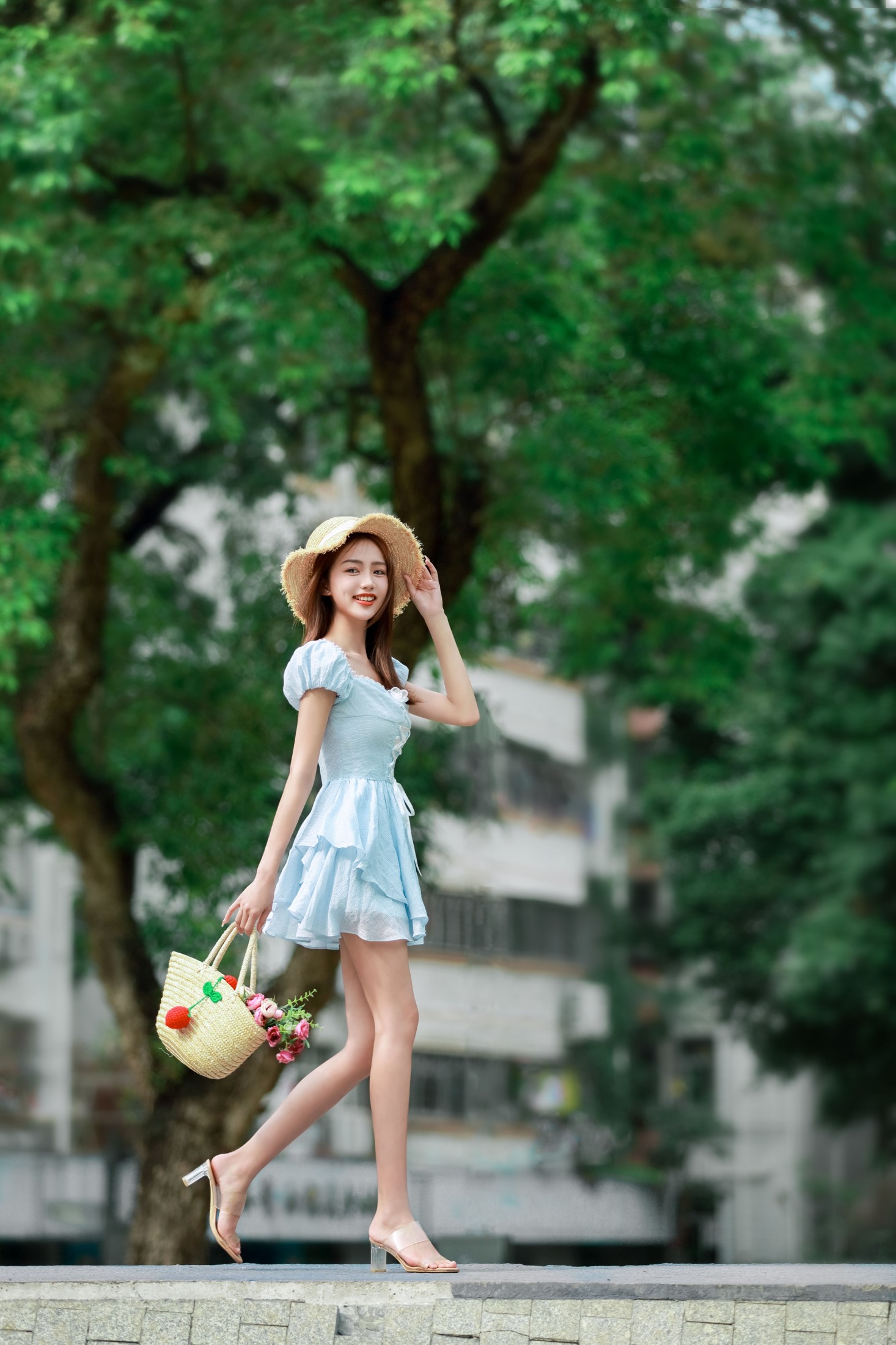 锅锅 – 《浪漫的季节》[26P]