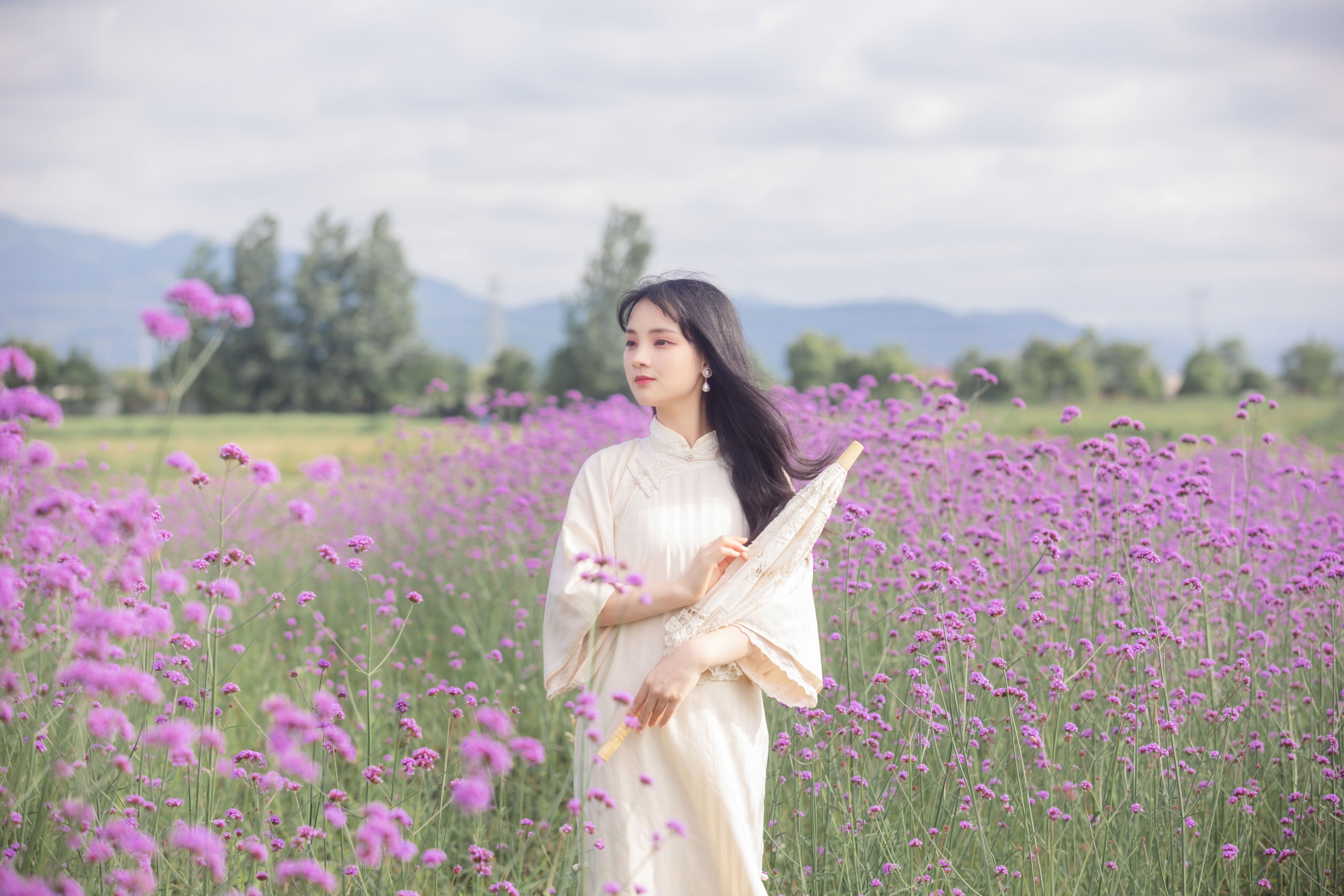 小婷 – 《花田》[21P]