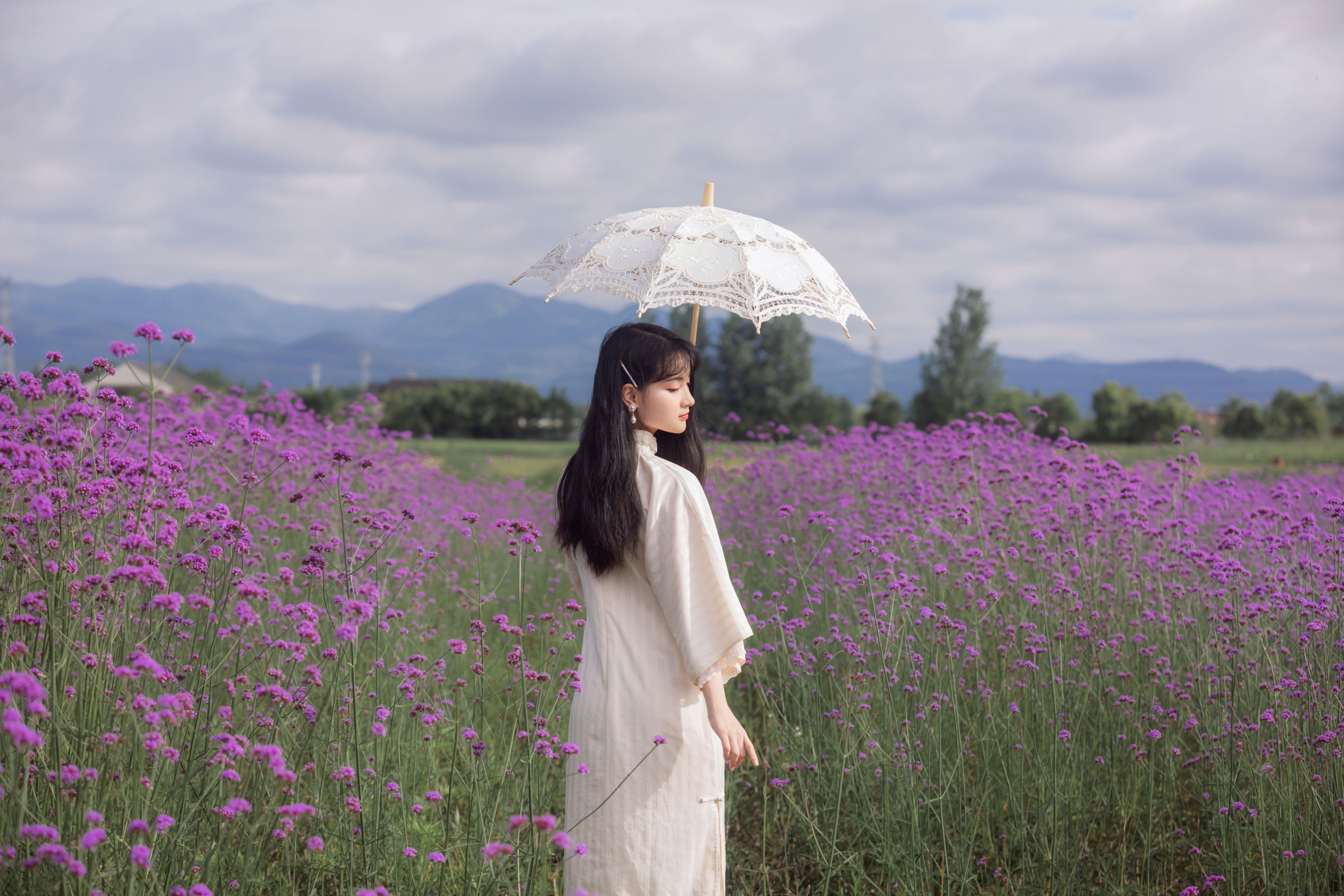 小婷 – 《花田》[21P]