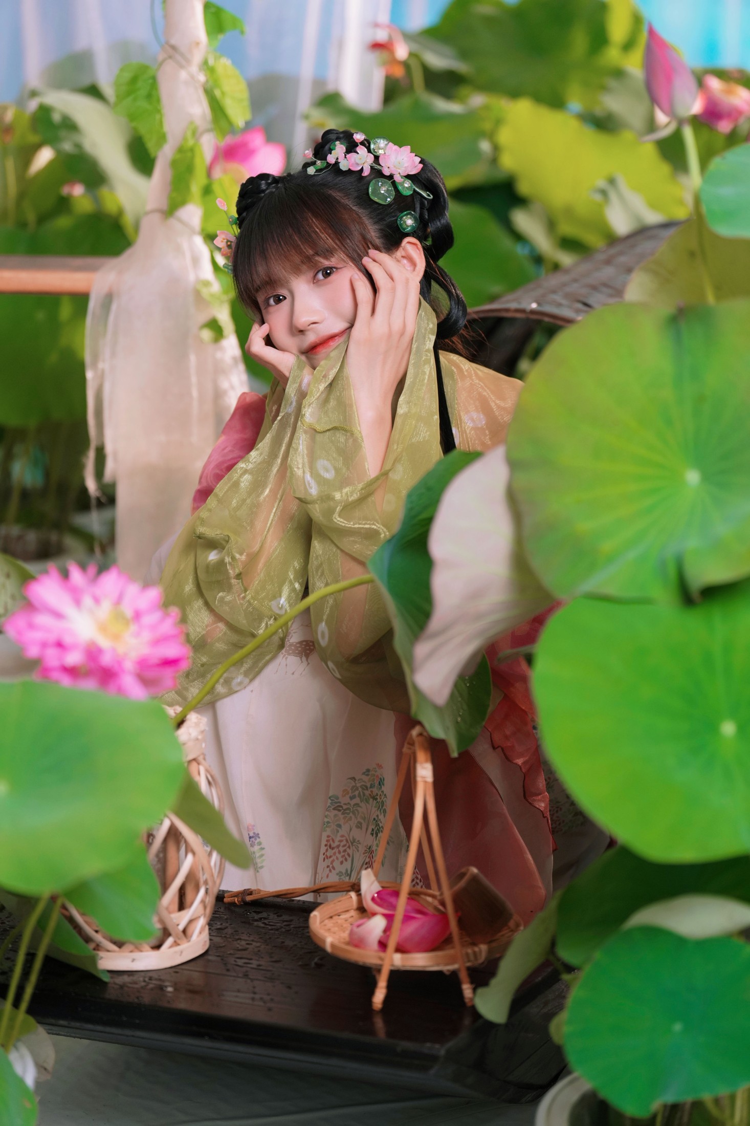 兔子Zzz不吃胡萝卜 – 《浮香花谷》[55P]