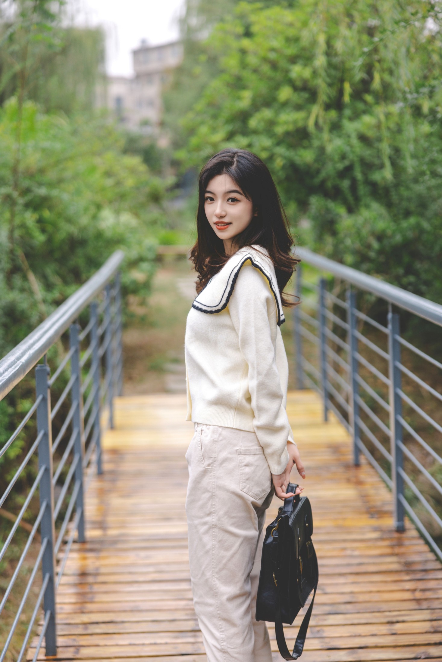 赤木晴子 – 《青春靓丽的少女》[28P]