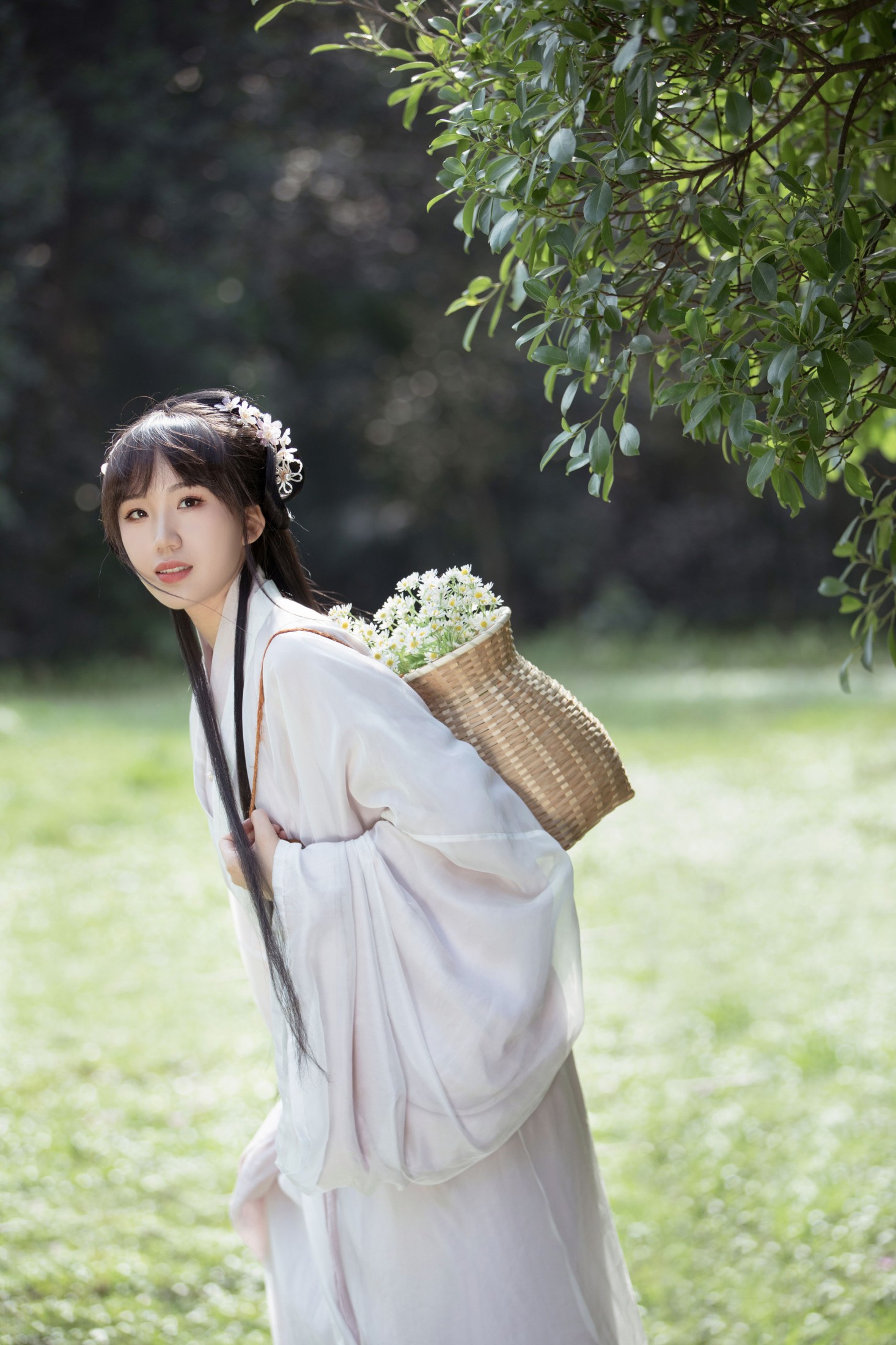 莎莎 – 《淡淡春山》[34P]