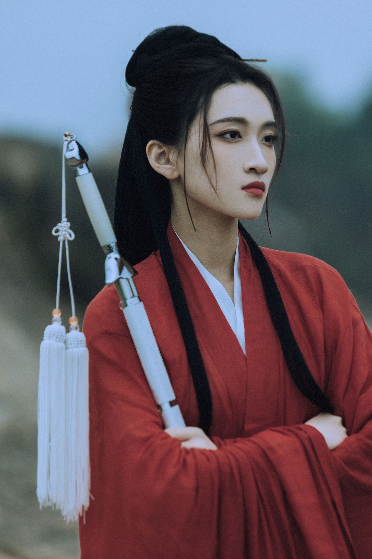 迪尼斯水怪 – 《长剑问情》[32P]