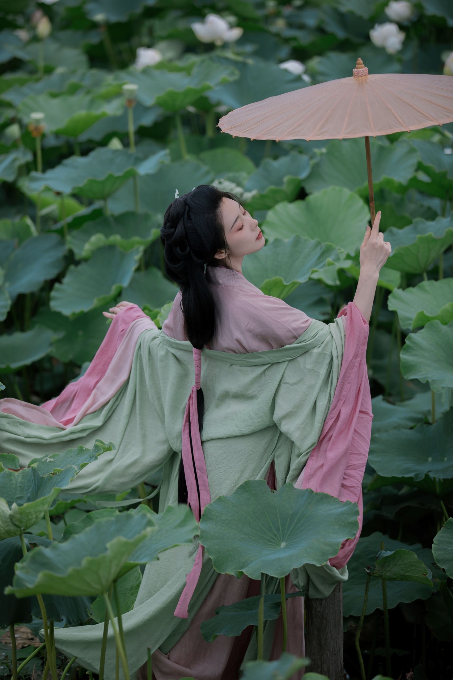木哥 – 《碧波游》[28P]