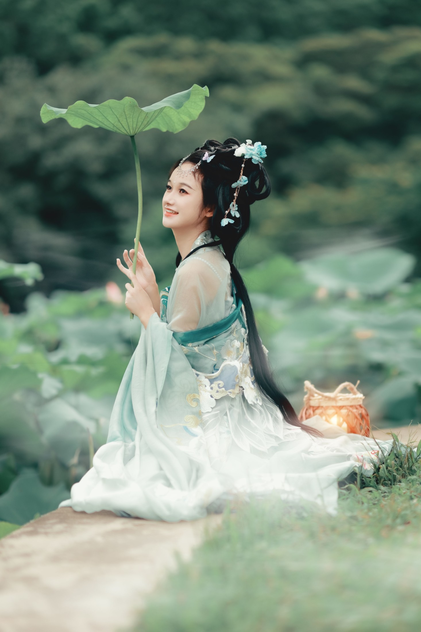章鱼 – 《闭花羞月》[30P]