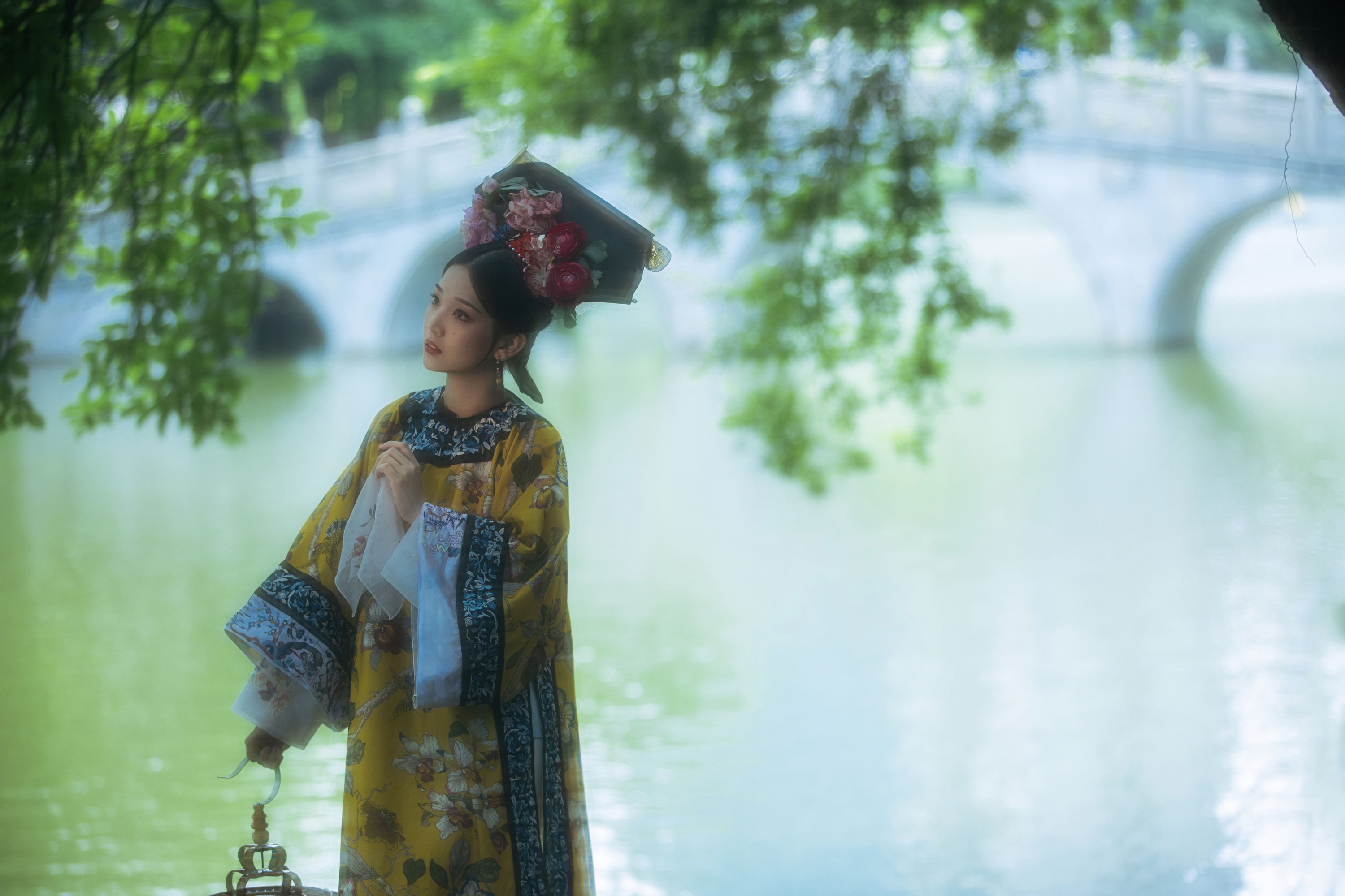 芝芝琪 – 《笼中鸟》[41P]
