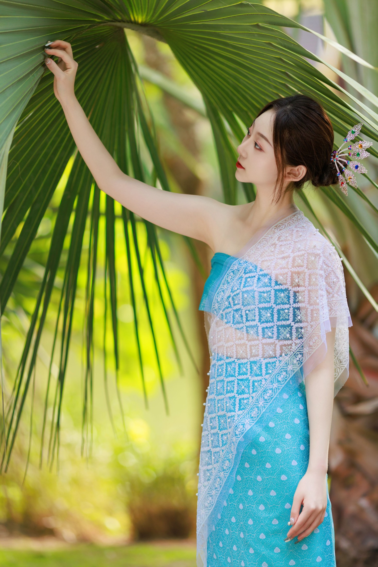 社恐的乱乱 – 《傣族少女》[36P]