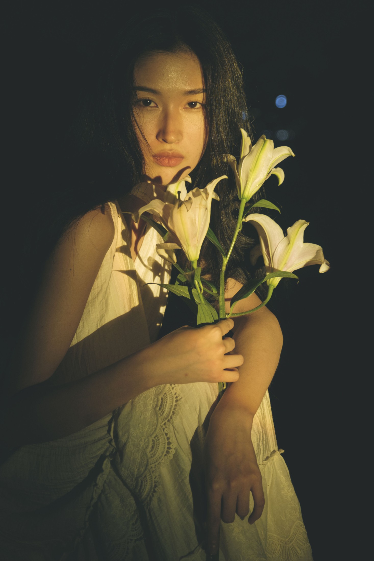 佳佳 – 《一株百合的救赎》[28P]