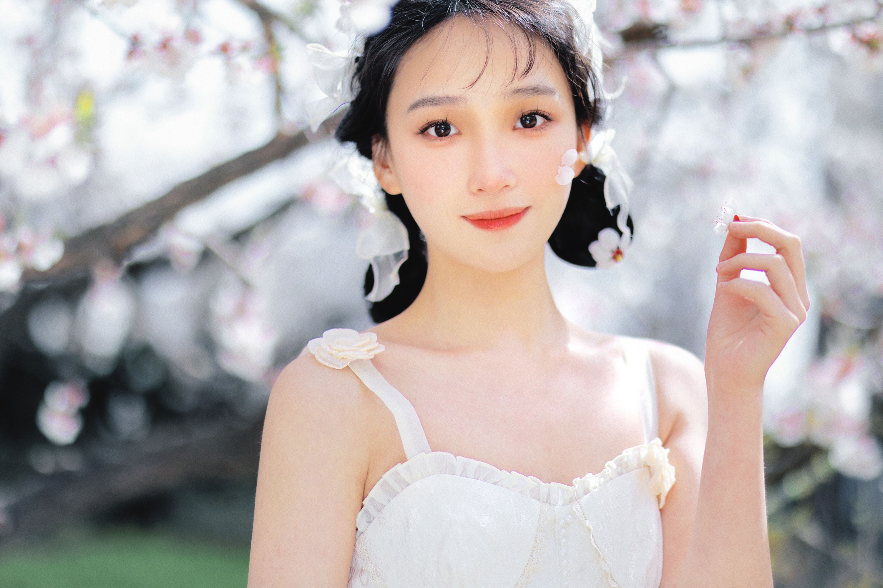田七喜 – 《花间少女》[31P]