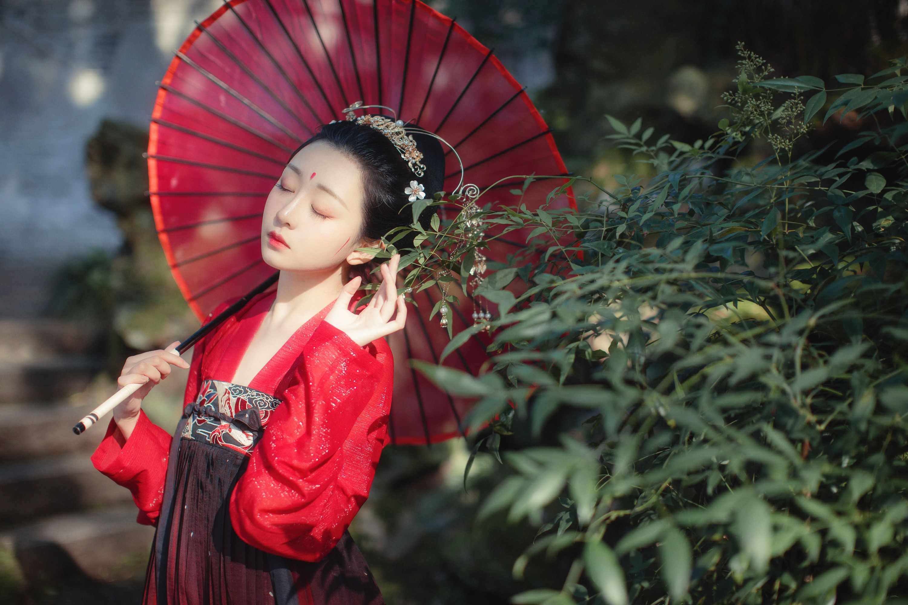 陈错 – 《红豆》[26P]