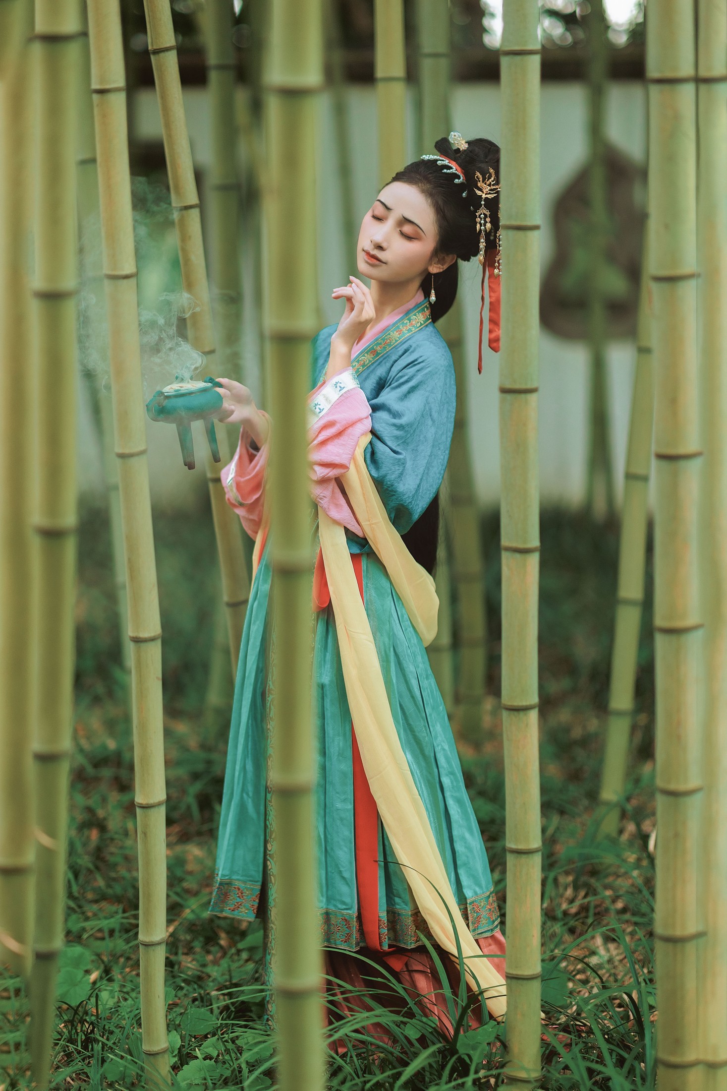眸小妖 – 《行香子》[48P]