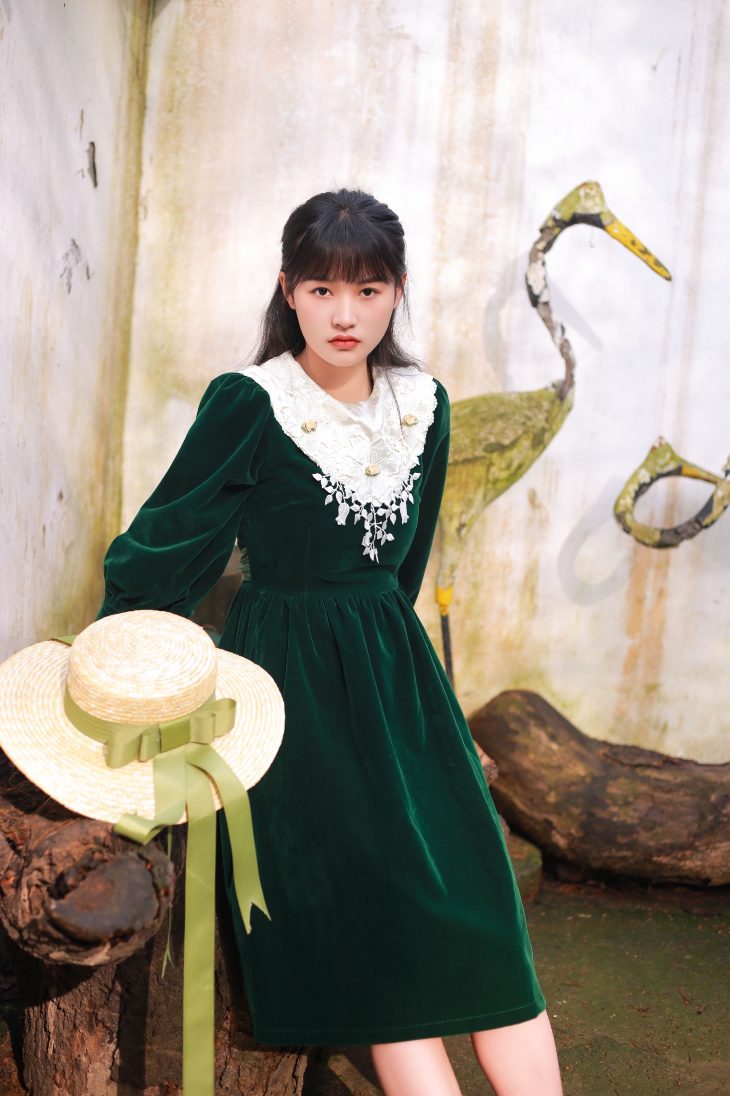 白日梦小龙 – 《绿光森林》[22P]