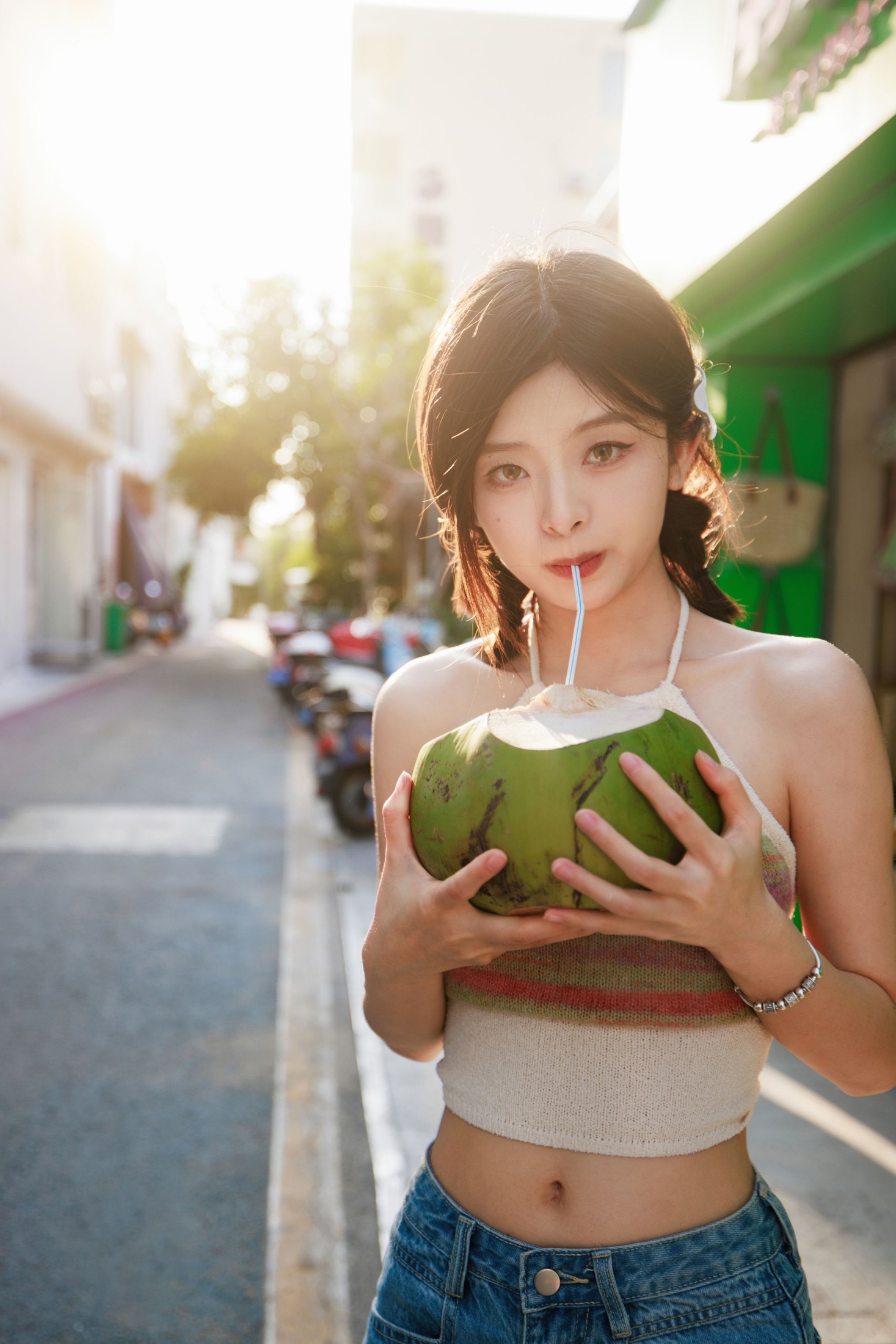 张张包 – 《游天涯镇》[34P]