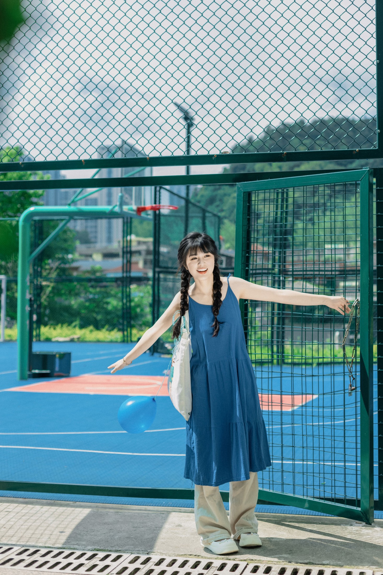 Huih – 《蓝色梦想之旅》[30P]