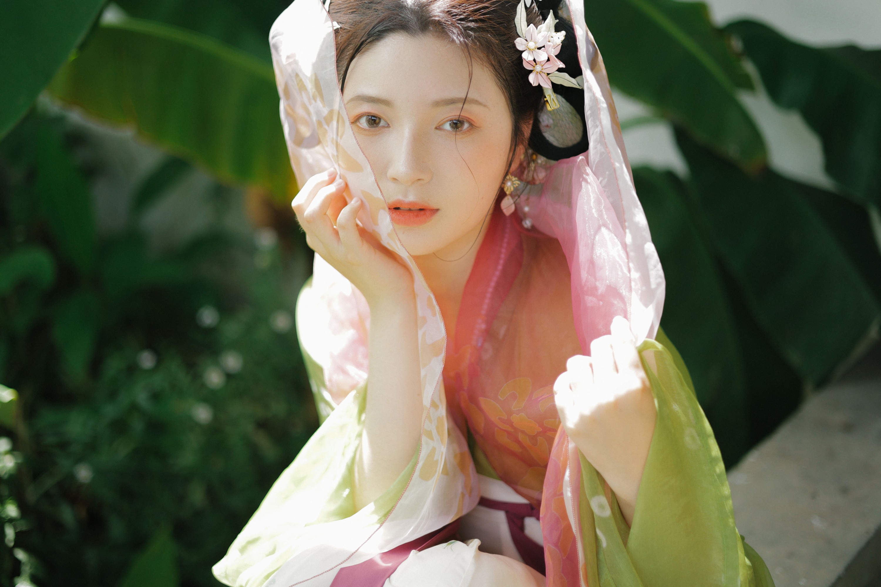 李悦 – 《好运莲莲》[32P]