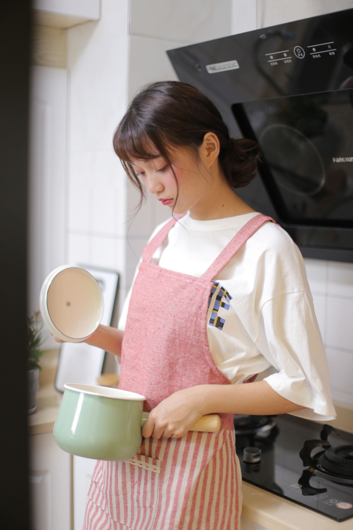 一条鱼尾 – 《周末时光》[22P]