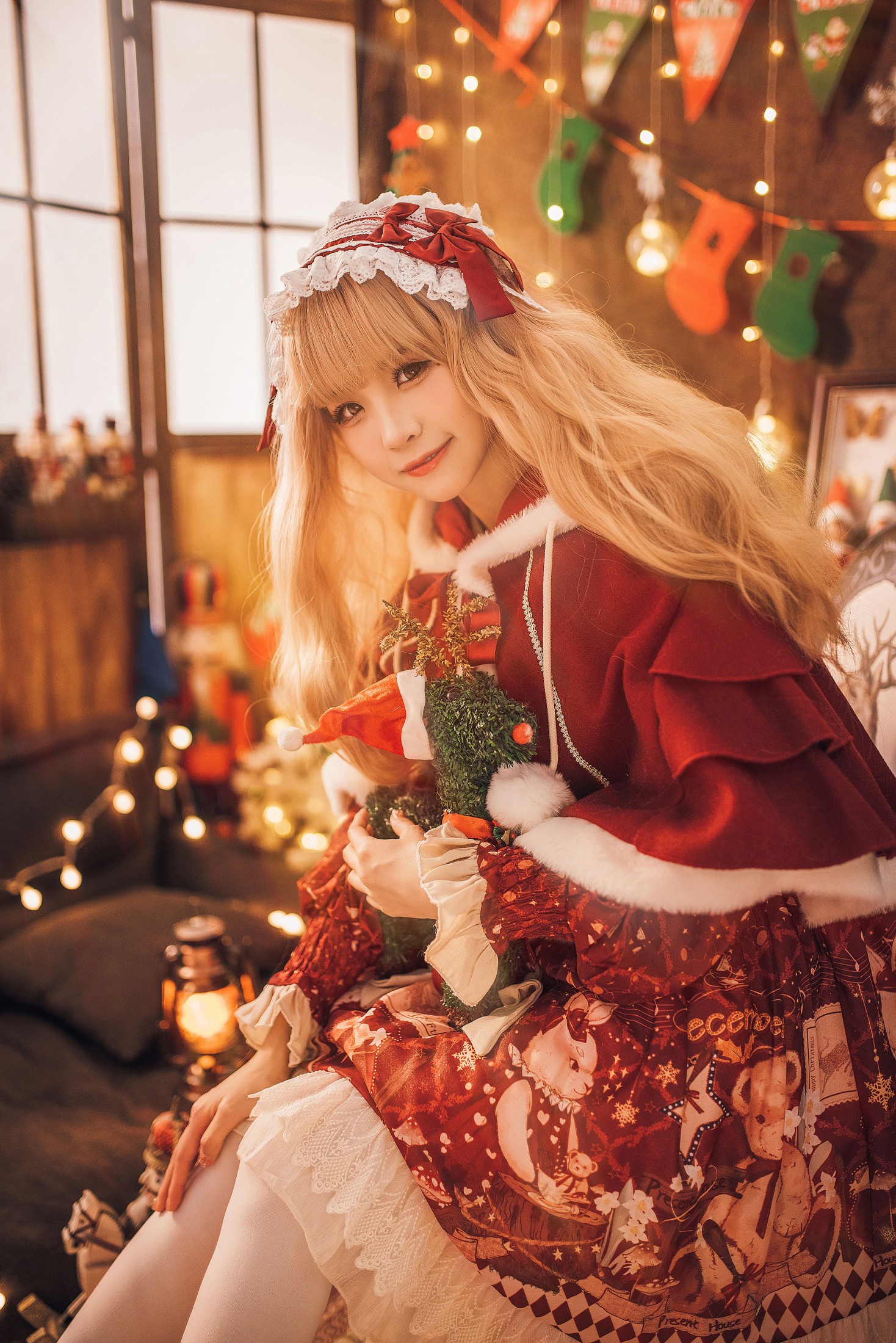 miko酱ww – 《暖屋里的少女》[30P]