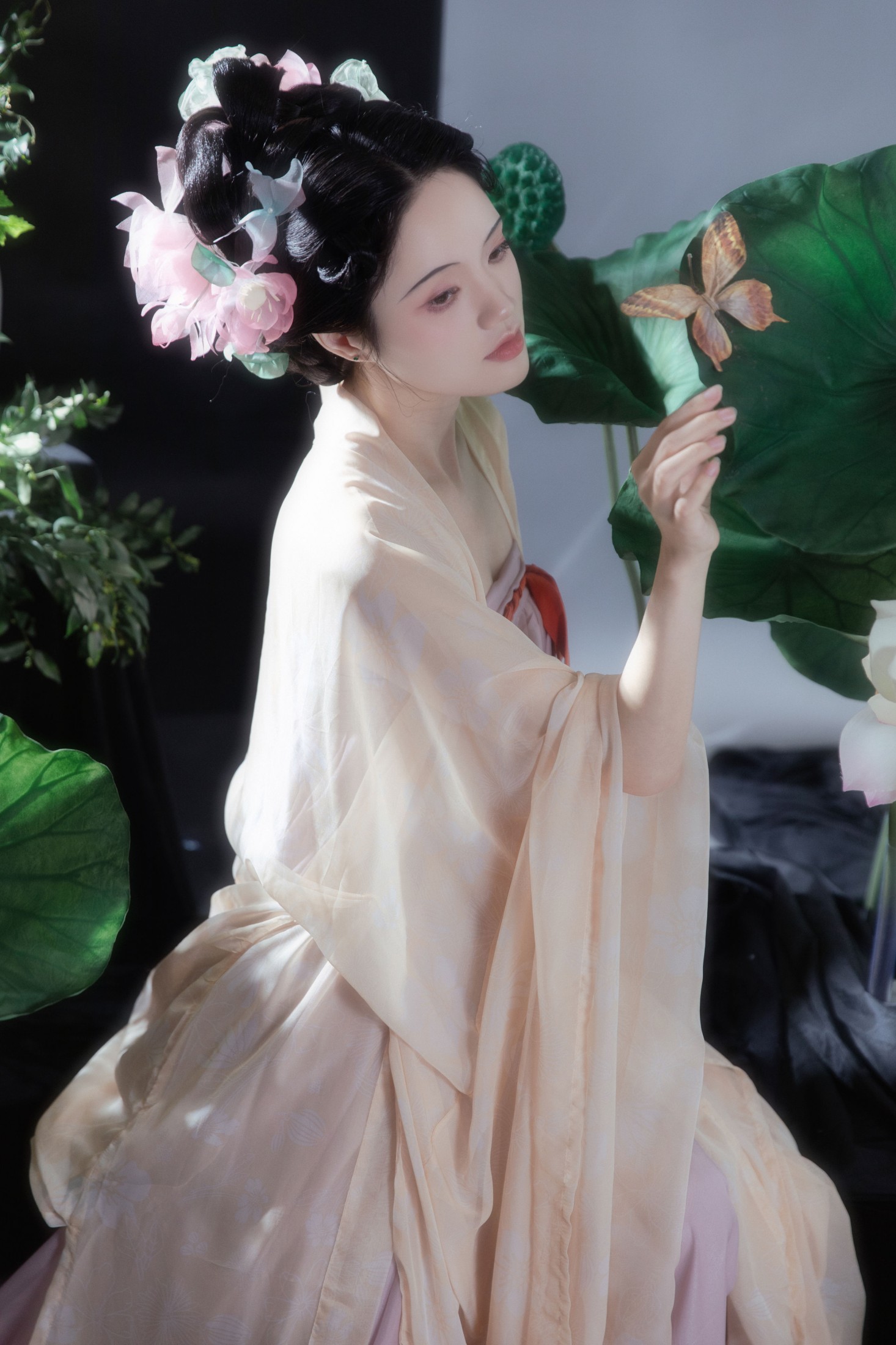 橘小桃 – 《濯濯青莲》[23P]